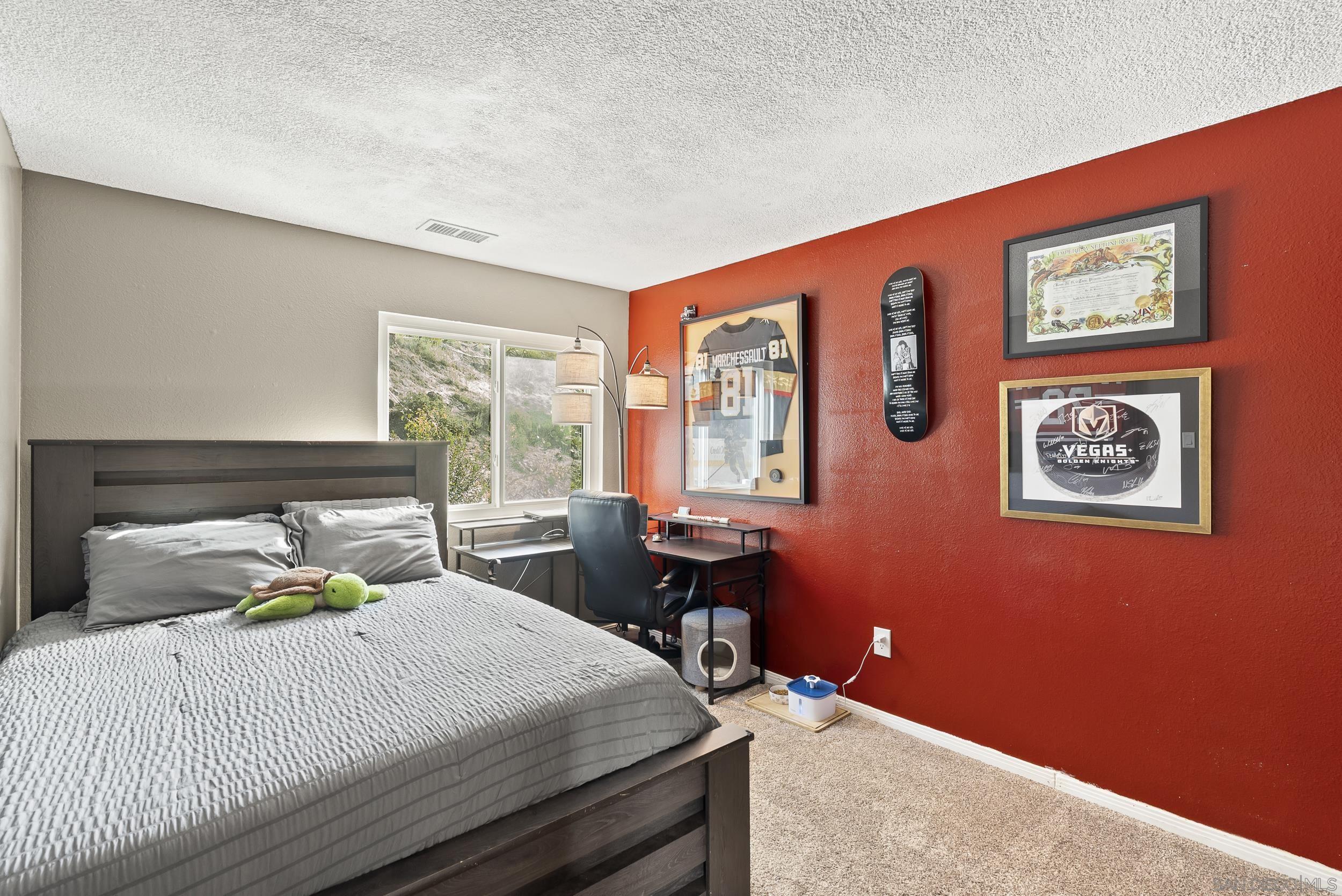 Detail Gallery Image 14 of 25 For 10529  Flora Verda Ct, Santee,  CA 92071 - 3 Beds | 2/1 Baths