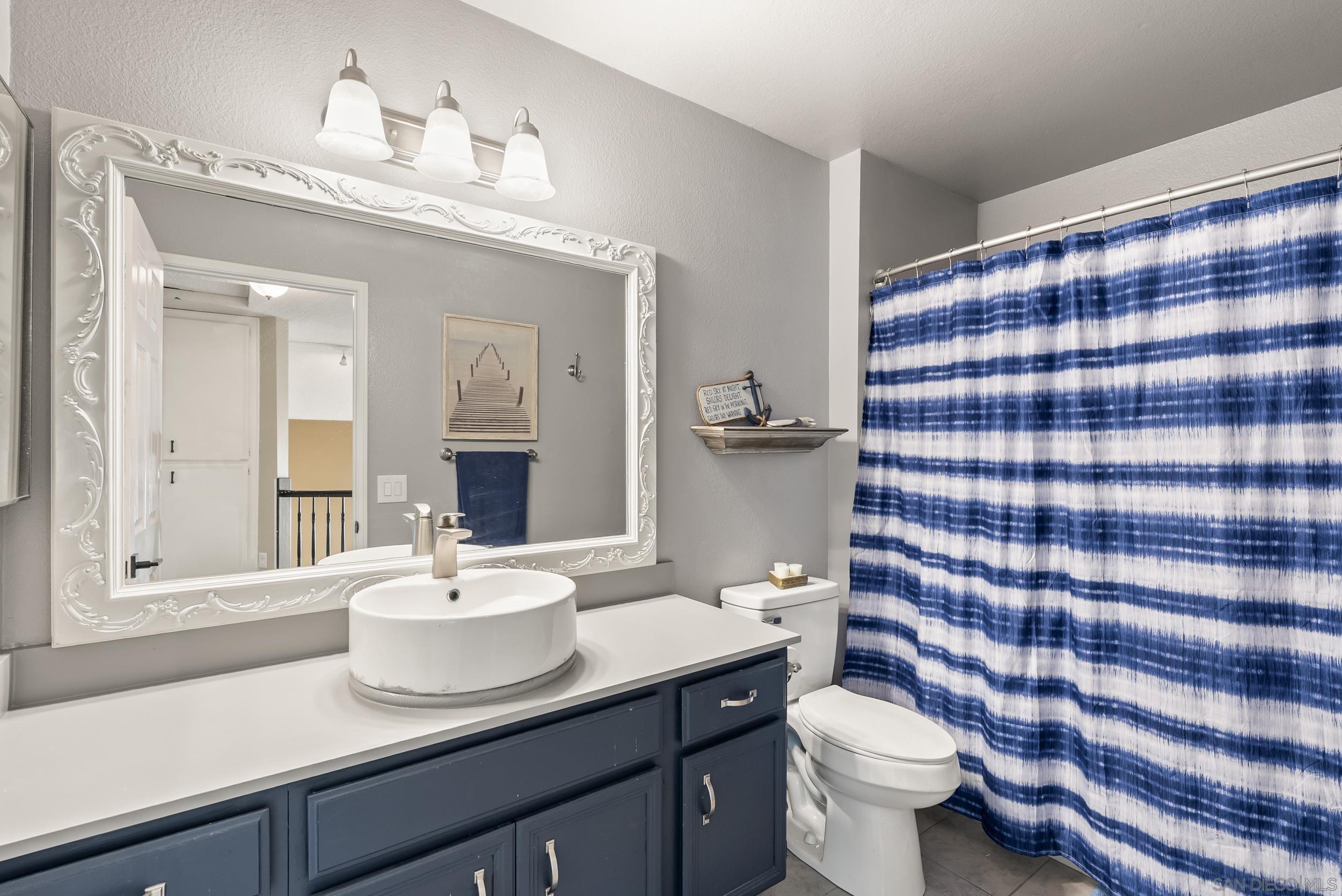 Detail Gallery Image 15 of 25 For 10529  Flora Verda Ct, Santee,  CA 92071 - 3 Beds | 2/1 Baths