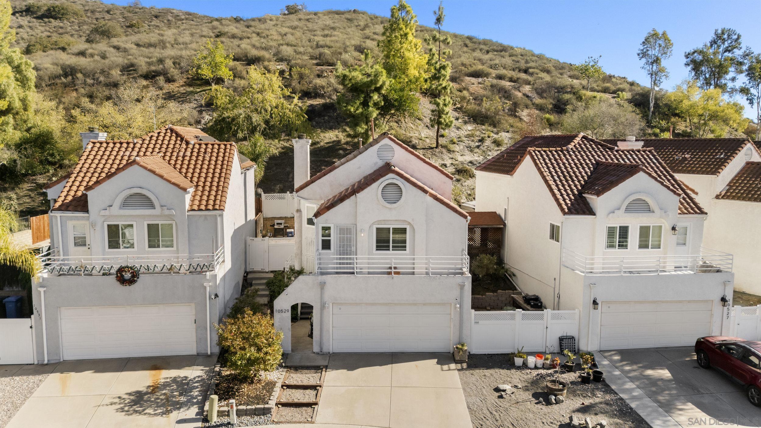 Detail Gallery Image 3 of 25 For 10529  Flora Verda Ct, Santee,  CA 92071 - 3 Beds | 2/1 Baths