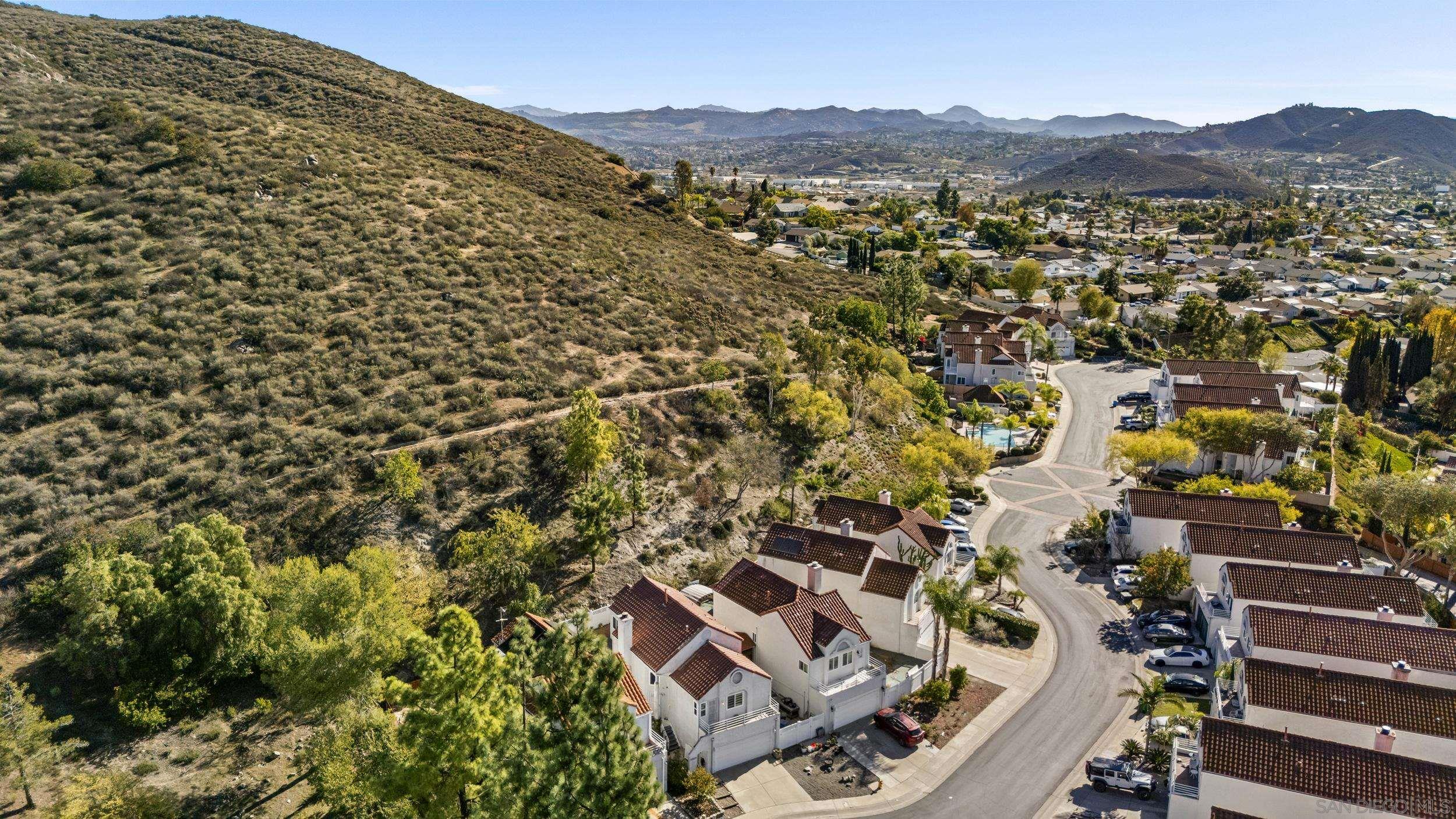 Detail Gallery Image 25 of 25 For 10529  Flora Verda Ct, Santee,  CA 92071 - 3 Beds | 2/1 Baths