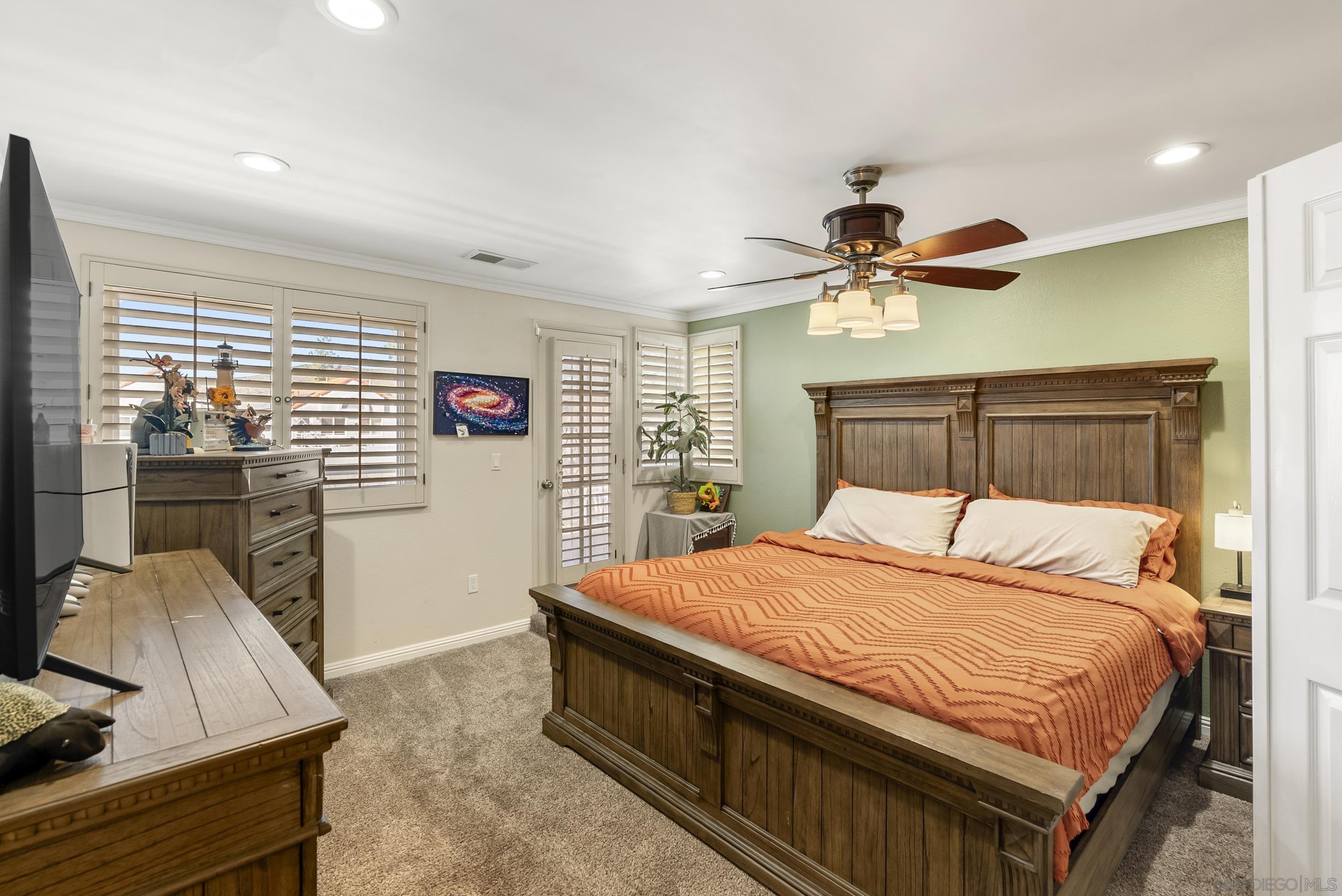 Detail Gallery Image 9 of 25 For 10529  Flora Verda Ct, Santee,  CA 92071 - 3 Beds | 2/1 Baths