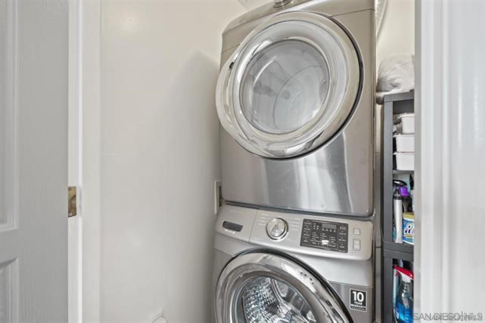 Detail Gallery Image 17 of 42 For 160 W Island Ave, San Diego,  CA 92101 - 3 Beds | 2/1 Baths