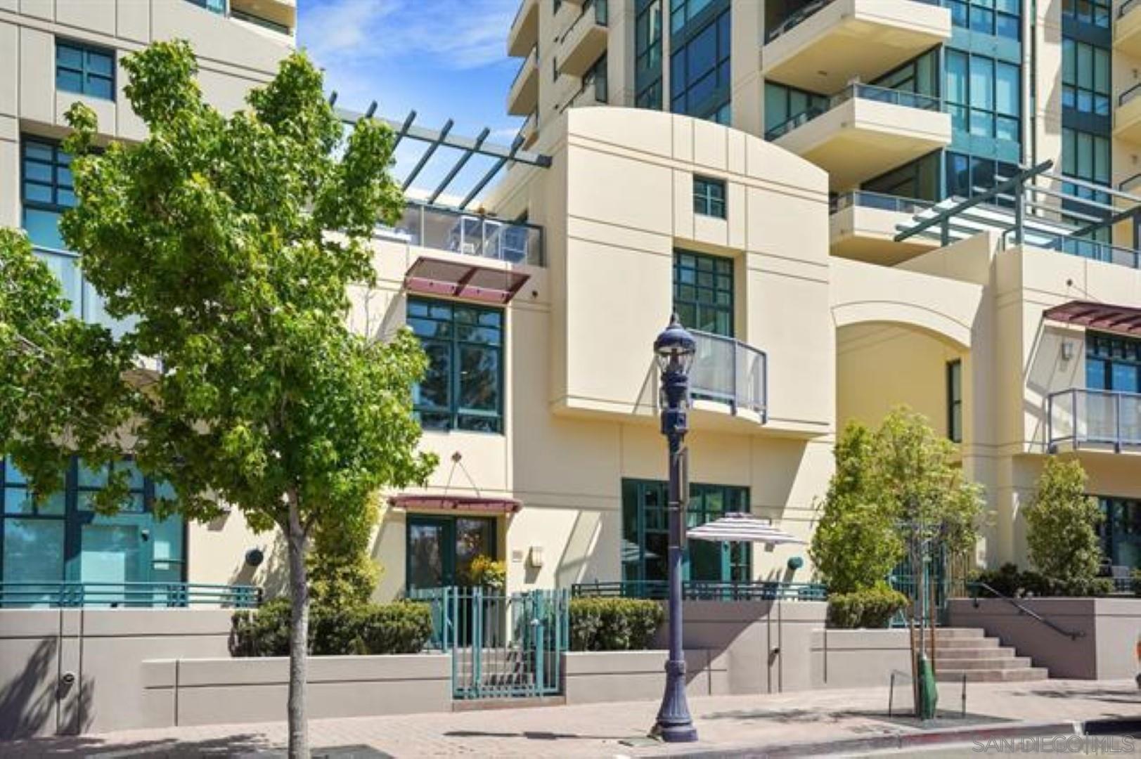 Detail Gallery Image 31 of 42 For 160 W Island Ave, San Diego,  CA 92101 - 3 Beds | 2/1 Baths