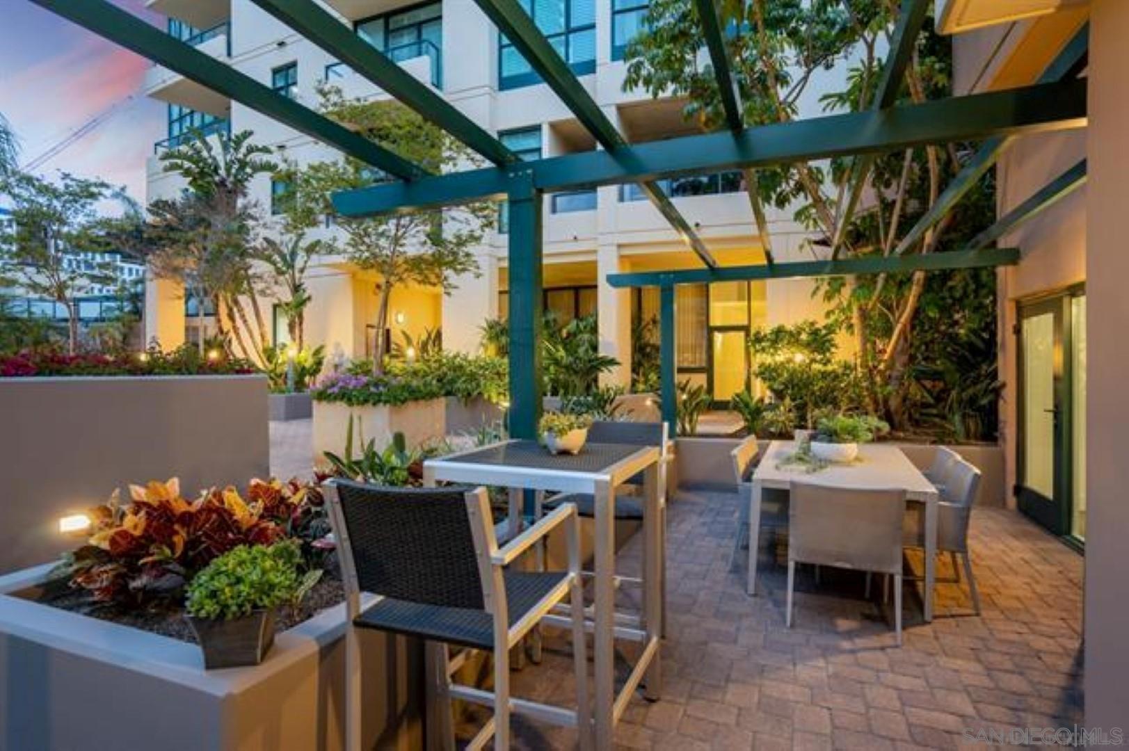 Detail Gallery Image 37 of 42 For 160 W Island Ave, San Diego,  CA 92101 - 3 Beds | 2/1 Baths