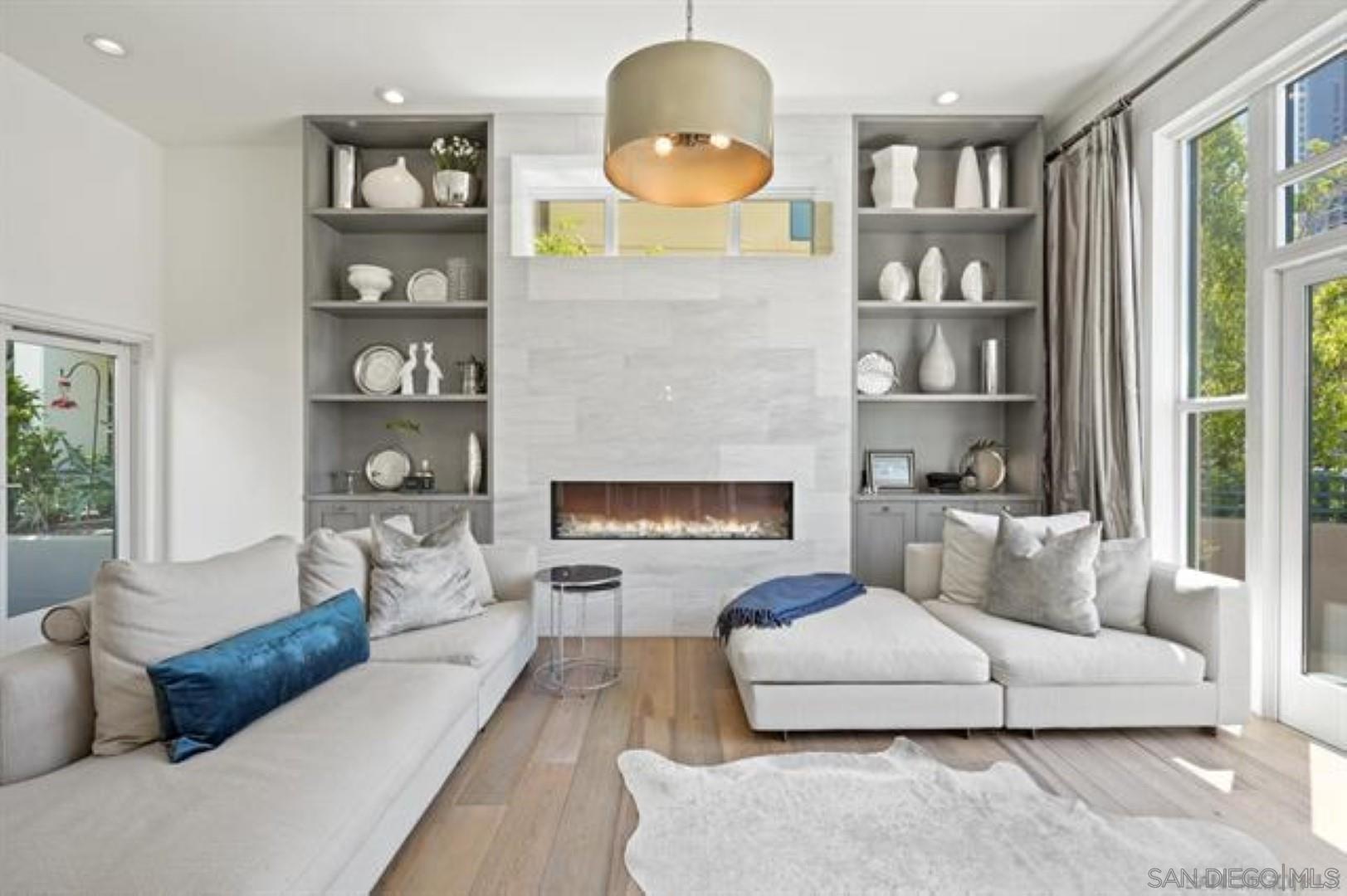 Detail Gallery Image 6 of 42 For 160 W Island Ave, San Diego,  CA 92101 - 3 Beds | 2/1 Baths