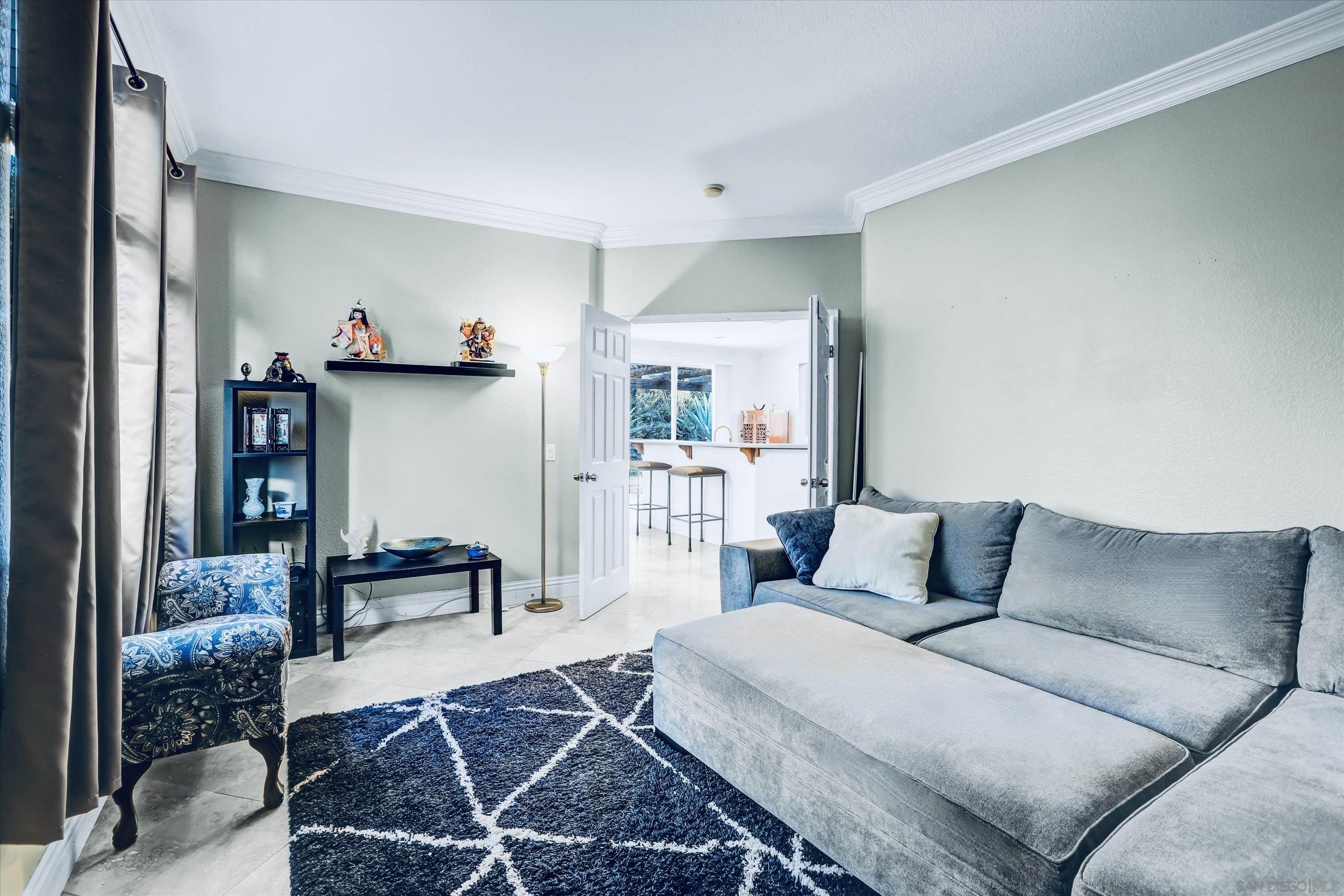 Detail Gallery Image 16 of 36 For 1974  Meeks Bay Dr, Chula Vista,  CA 91913 - 4 Beds | 3 Baths