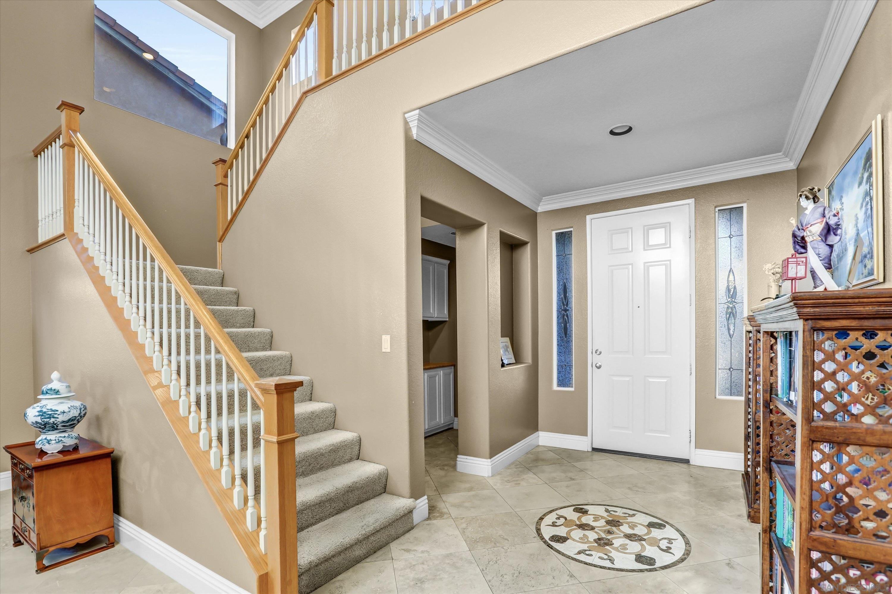 Detail Gallery Image 4 of 36 For 1974  Meeks Bay Dr, Chula Vista,  CA 91913 - 4 Beds | 3 Baths