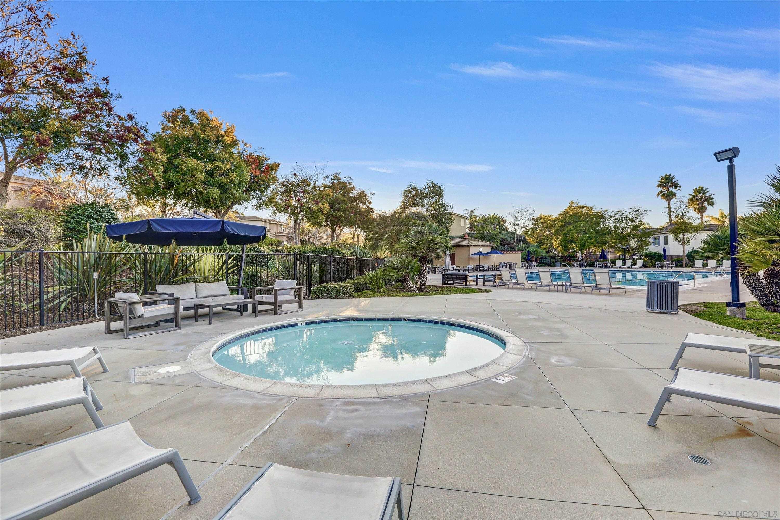 Detail Gallery Image 34 of 36 For 1974  Meeks Bay Dr, Chula Vista,  CA 91913 - 4 Beds | 3 Baths