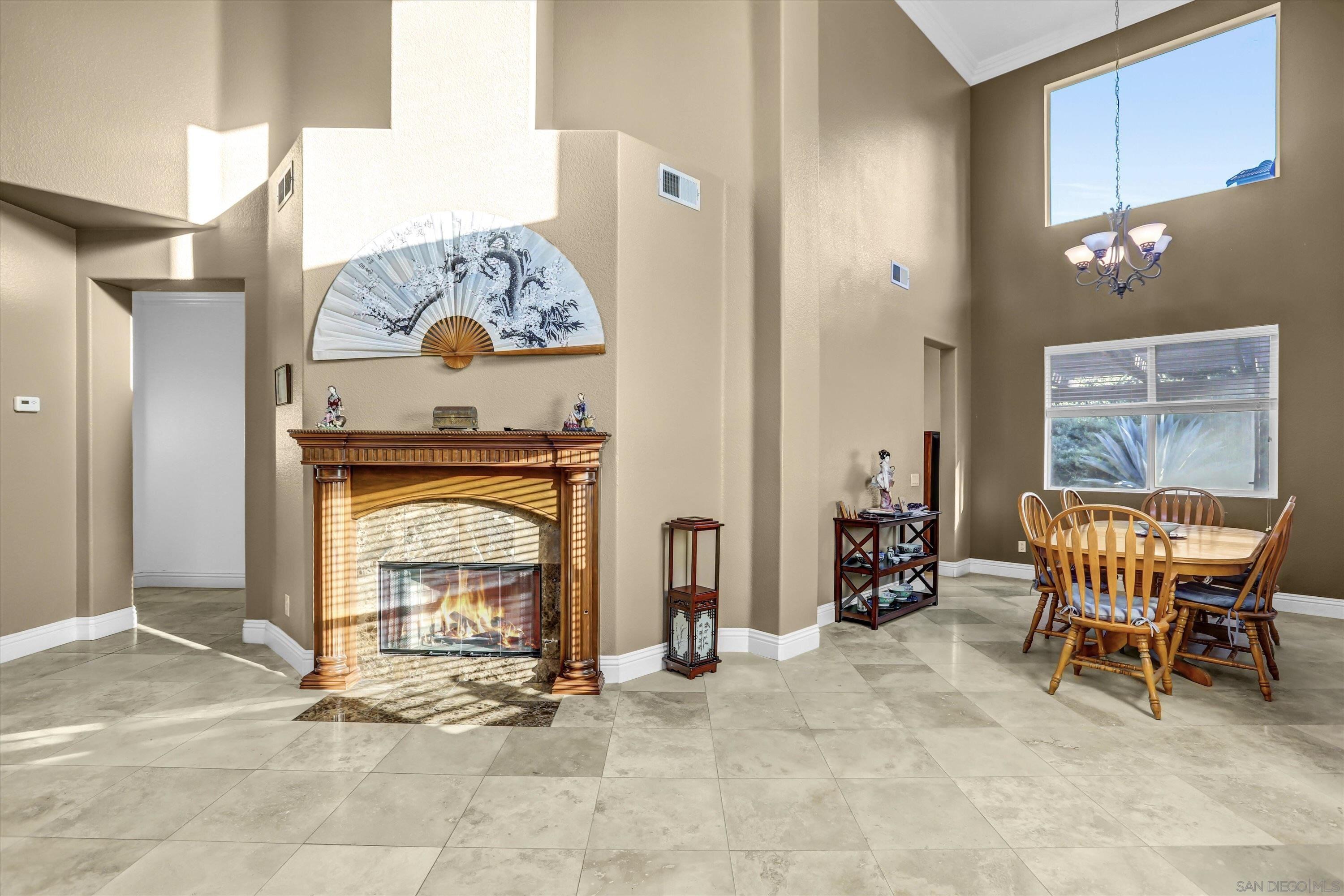 Detail Gallery Image 7 of 36 For 1974  Meeks Bay Dr, Chula Vista,  CA 91913 - 4 Beds | 3 Baths