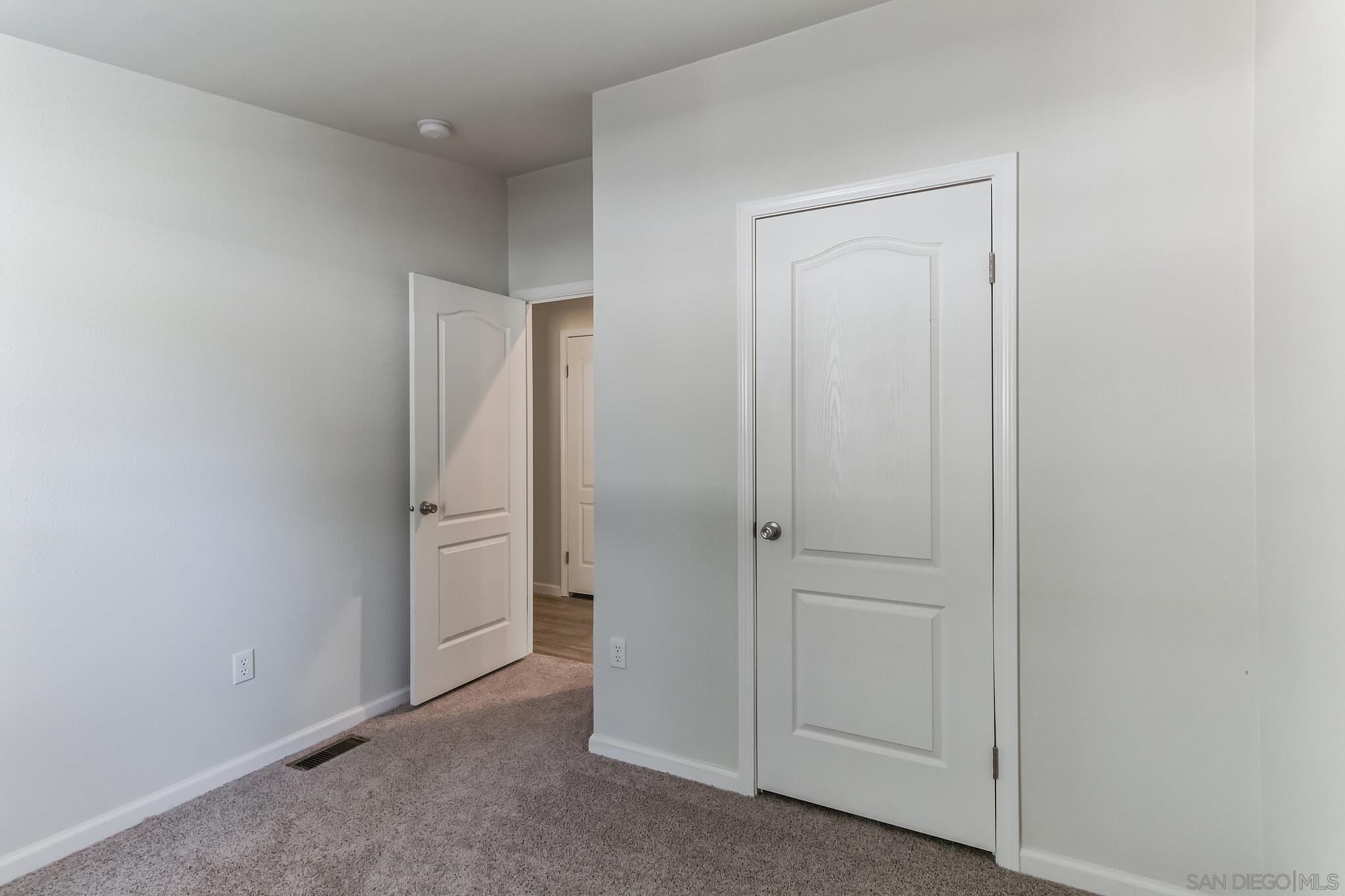 Detail Gallery Image 9 of 18 For 22899  Byron Rd  #35,  Crestline,  CA 92325 - 3 Beds | 2 Baths