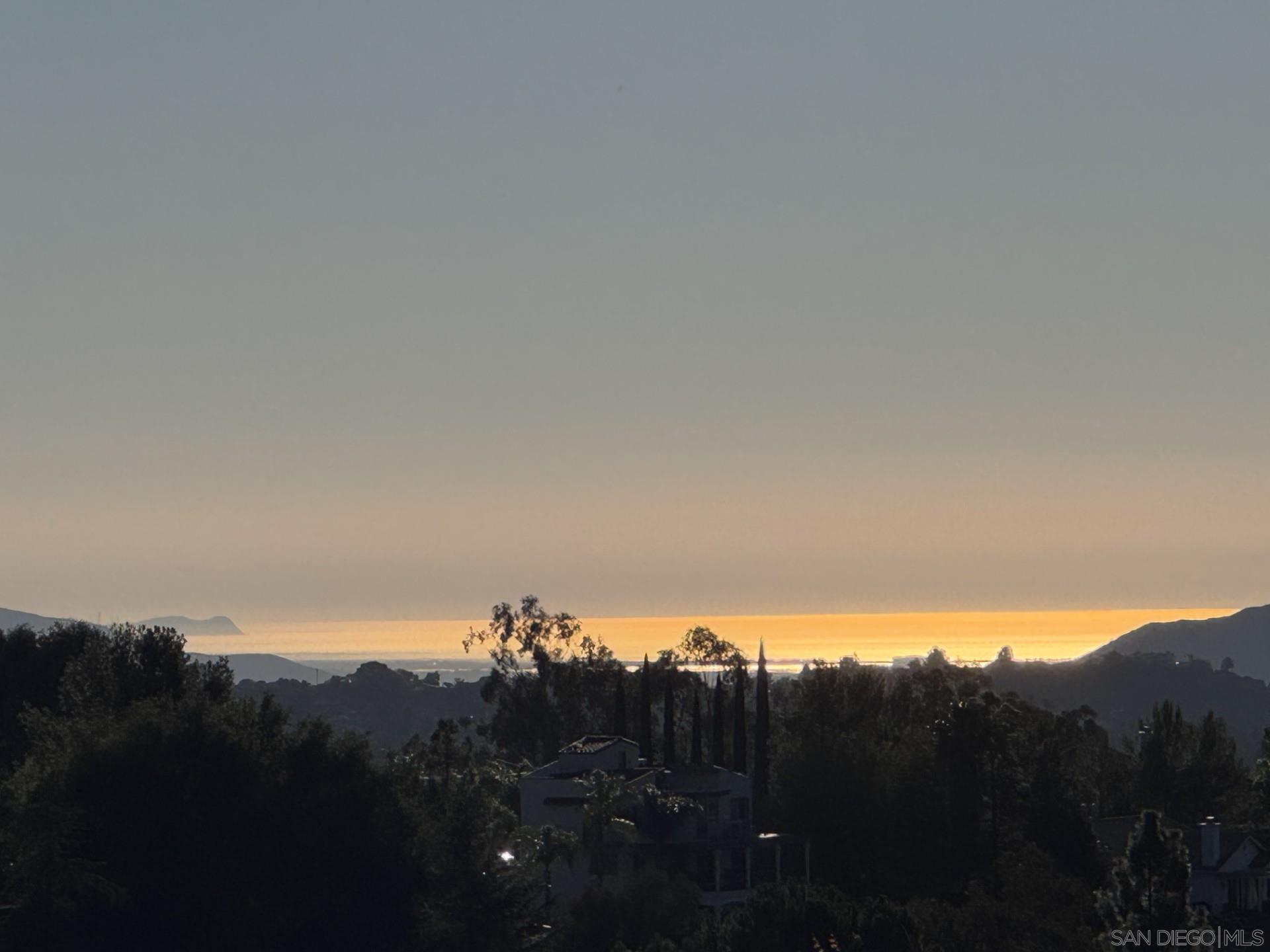 Front Image Thumbnail for SD250045506