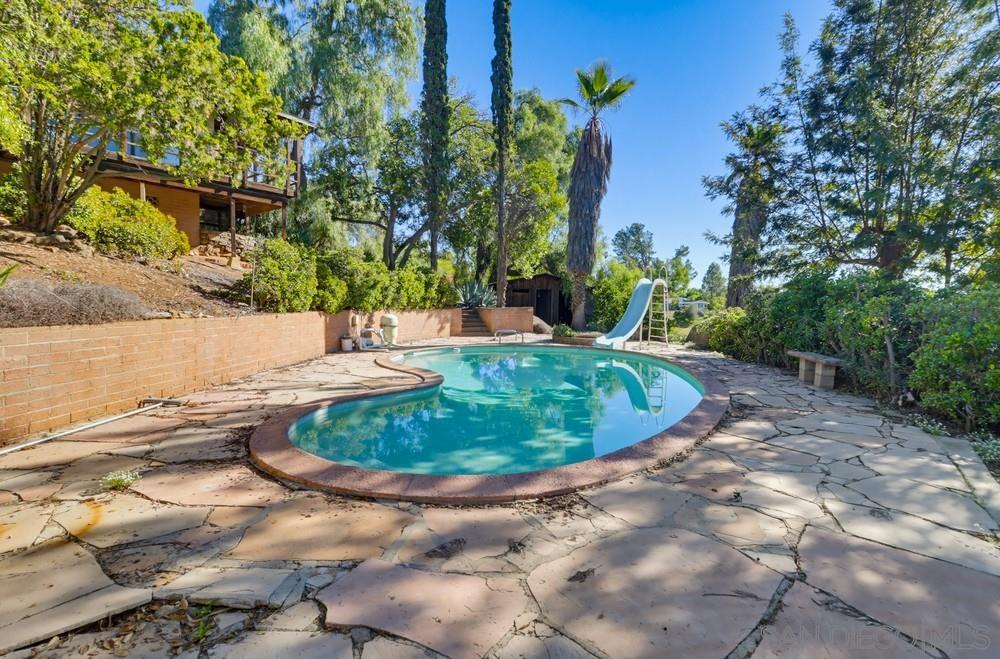 Detail Gallery Image 13 of 75 For 602  Starbright Ln, Alpine,  CA 91901 - 4 Beds | 4 Baths