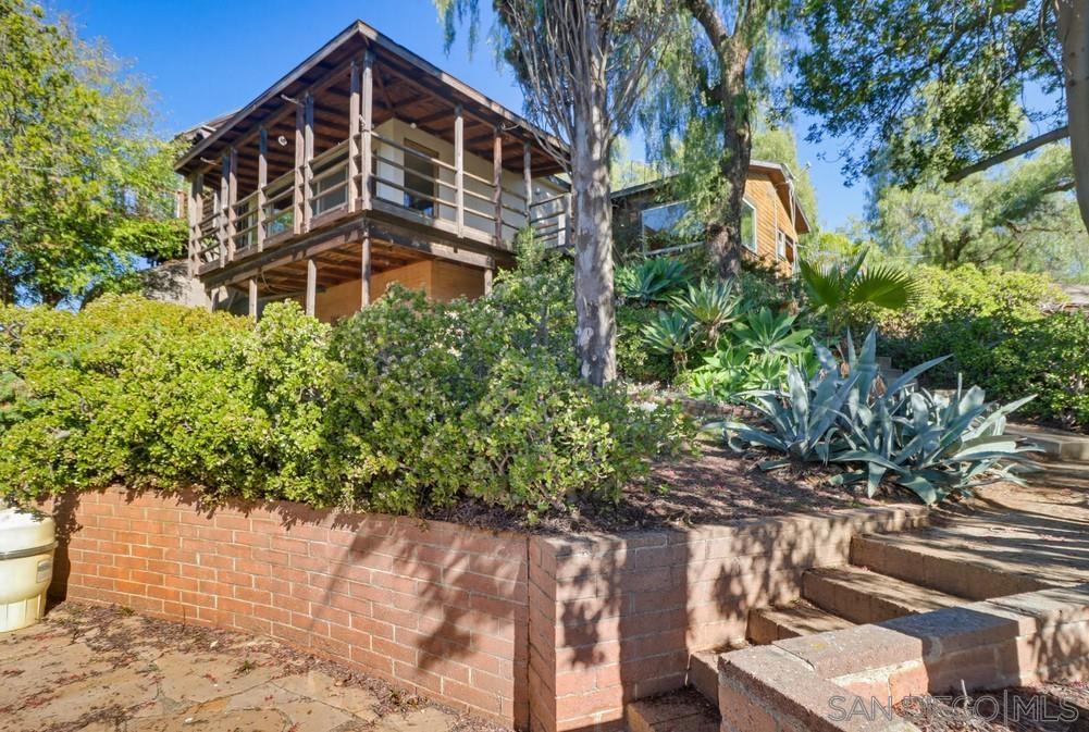 Detail Gallery Image 9 of 73 For 602  Starbright Ln, Alpine,  CA 91901 - 4 Beds | 4 Baths