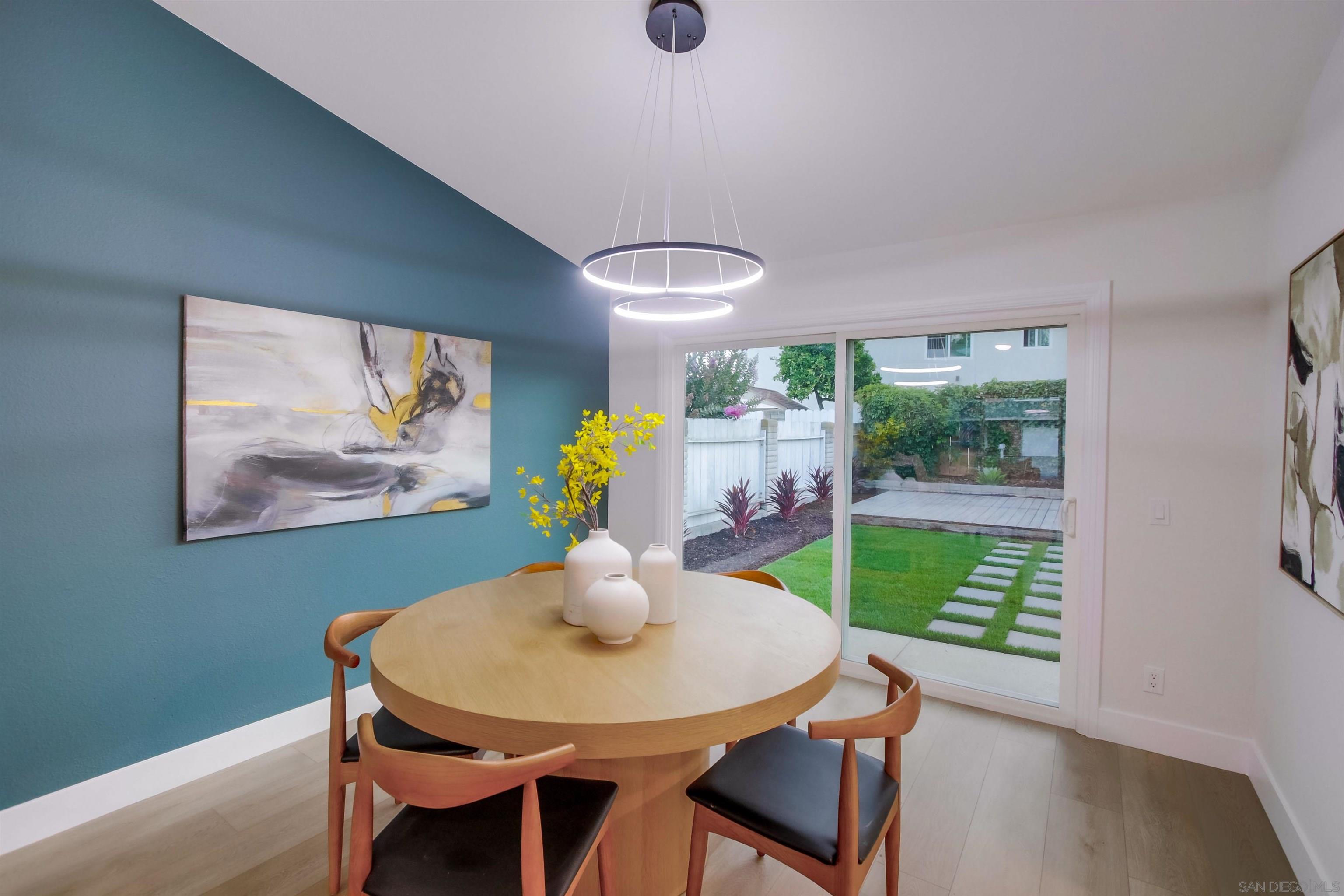 Detail Gallery Image 16 of 58 For 13856  Paseo Cardiel, San Diego,  CA 92129 - 4 Beds | 2/1 Baths