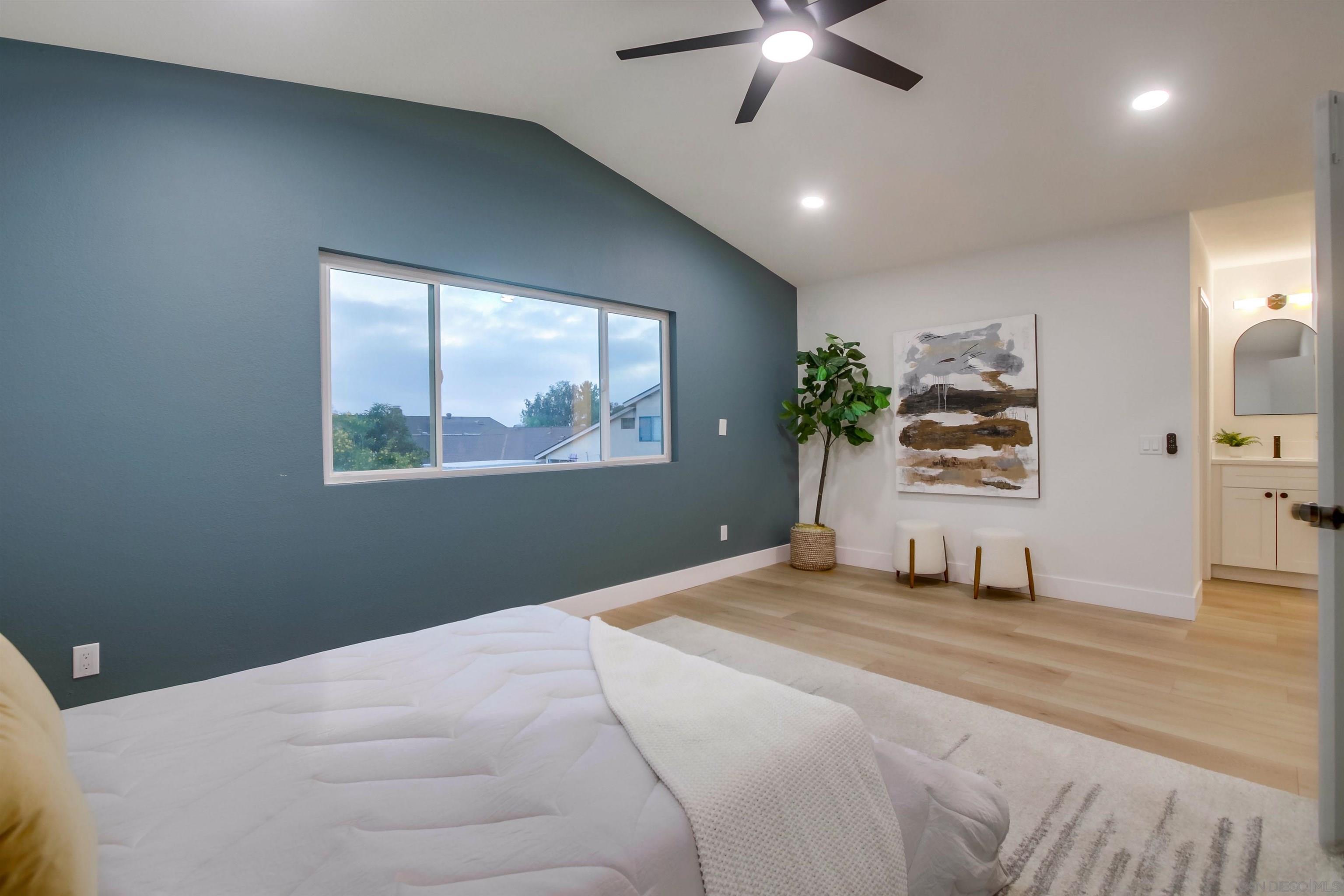 Detail Gallery Image 28 of 58 For 13856  Paseo Cardiel, San Diego,  CA 92129 - 4 Beds | 2/1 Baths