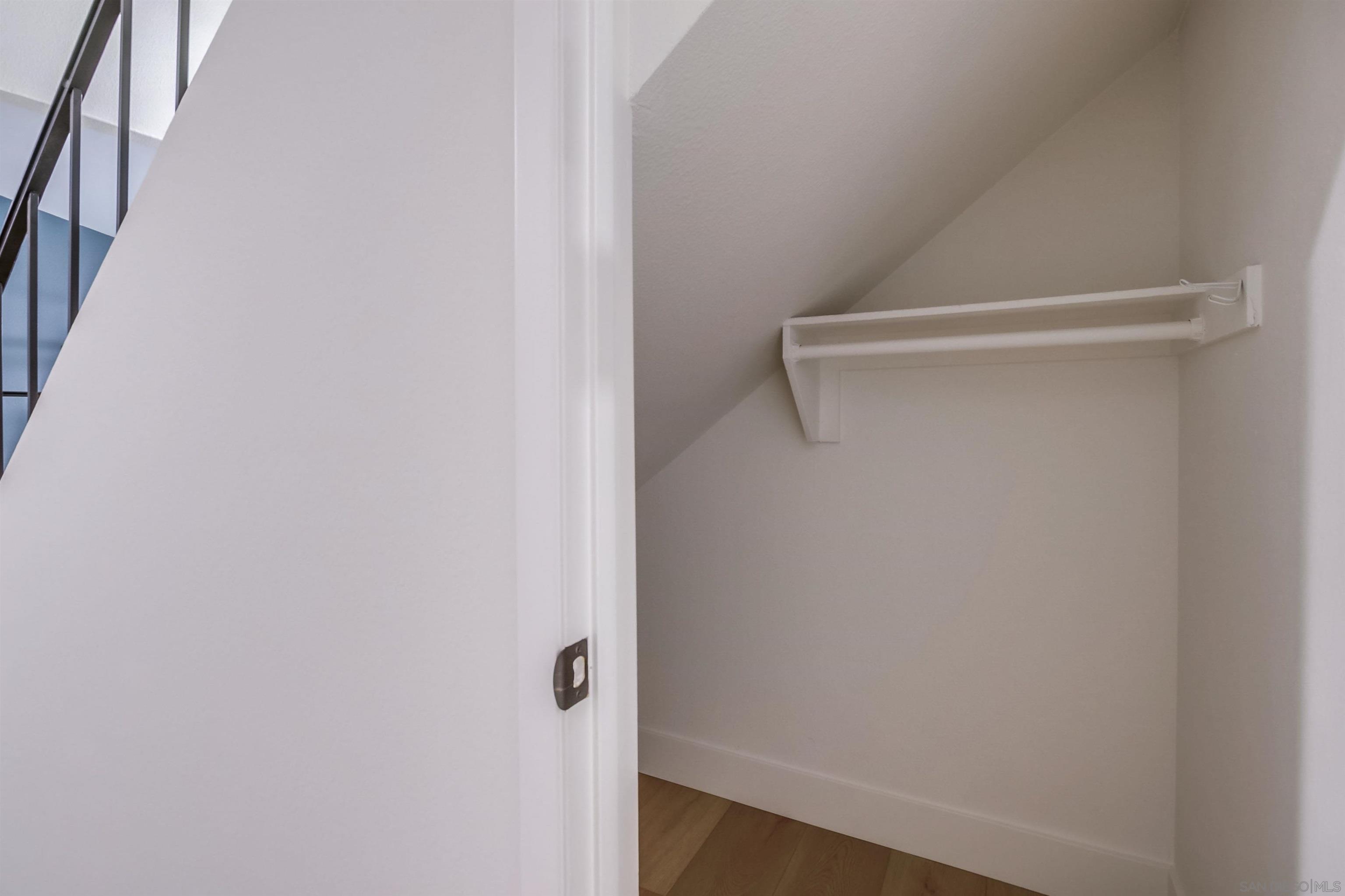 Detail Gallery Image 47 of 58 For 13856  Paseo Cardiel, San Diego,  CA 92129 - 4 Beds | 2/1 Baths