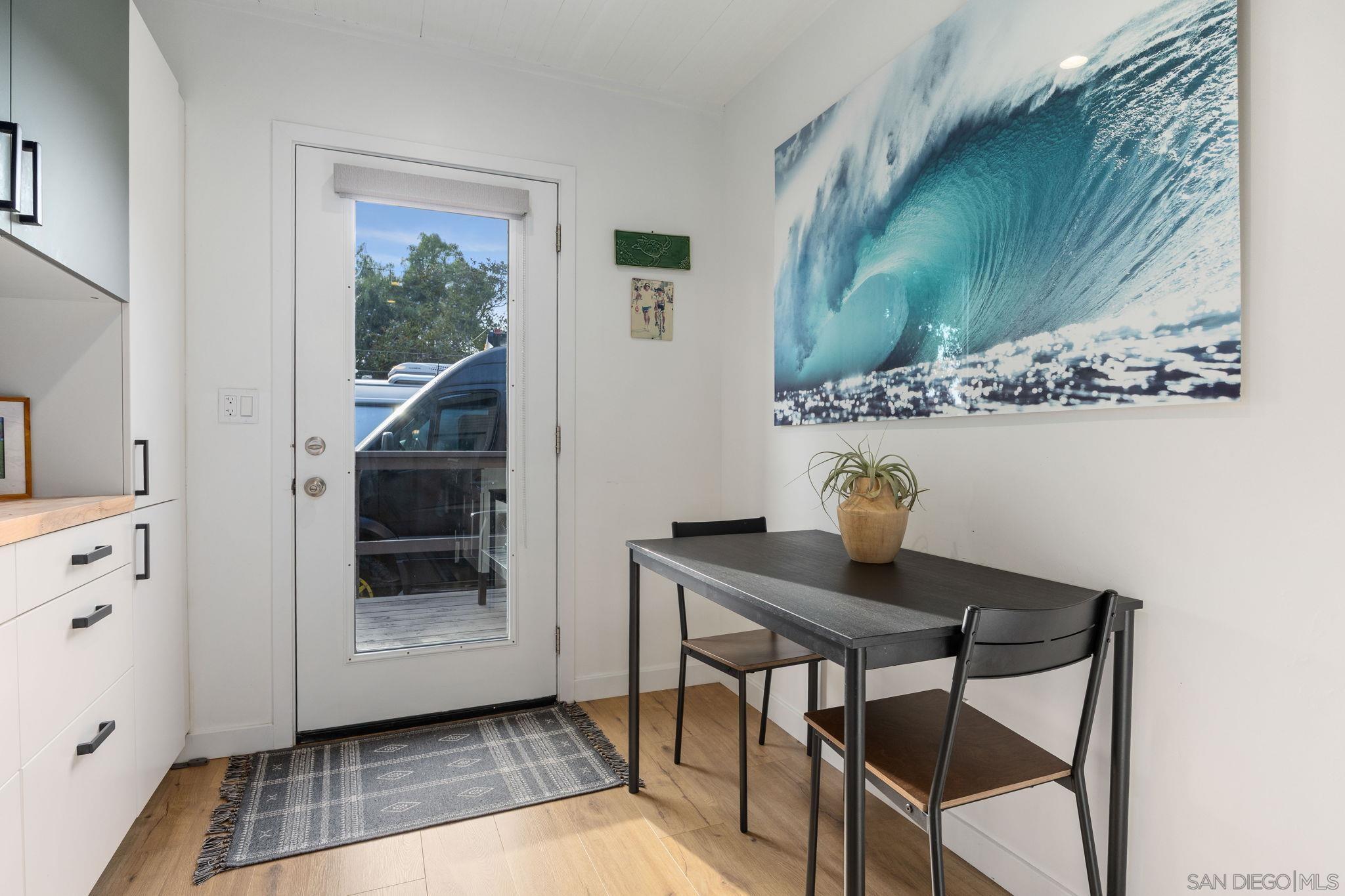 Detail Gallery Image 14 of 32 For 2386  Newport Avenue, Cardiff By The Sea,  CA 92007 - 3 Beds | 2 Baths