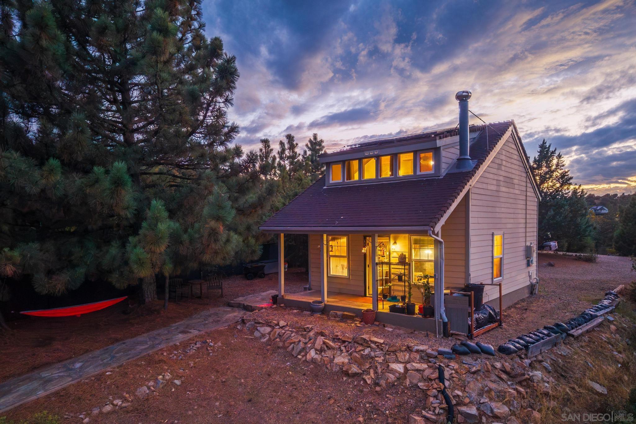 Detail Gallery Image 2 of 26 For 3129  Pheasant Dr, Julian,  CA 92036 - 1 Beds | 1/1 Baths