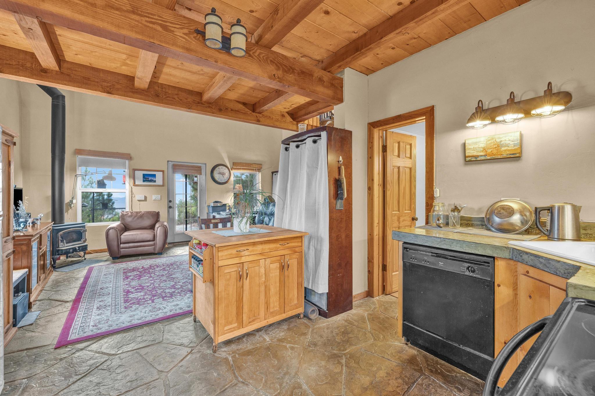 Detail Gallery Image 11 of 26 For 3129  Pheasant Dr, Julian,  CA 92036 - 1 Beds | 1/1 Baths