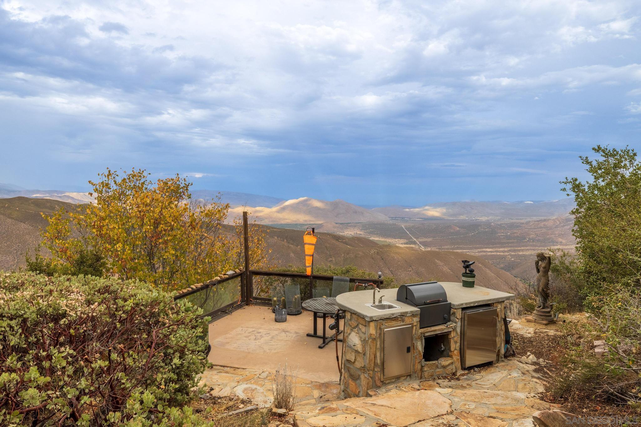 Detail Gallery Image 5 of 26 For 3129  Pheasant Dr, Julian,  CA 92036 - 1 Beds | 1/1 Baths