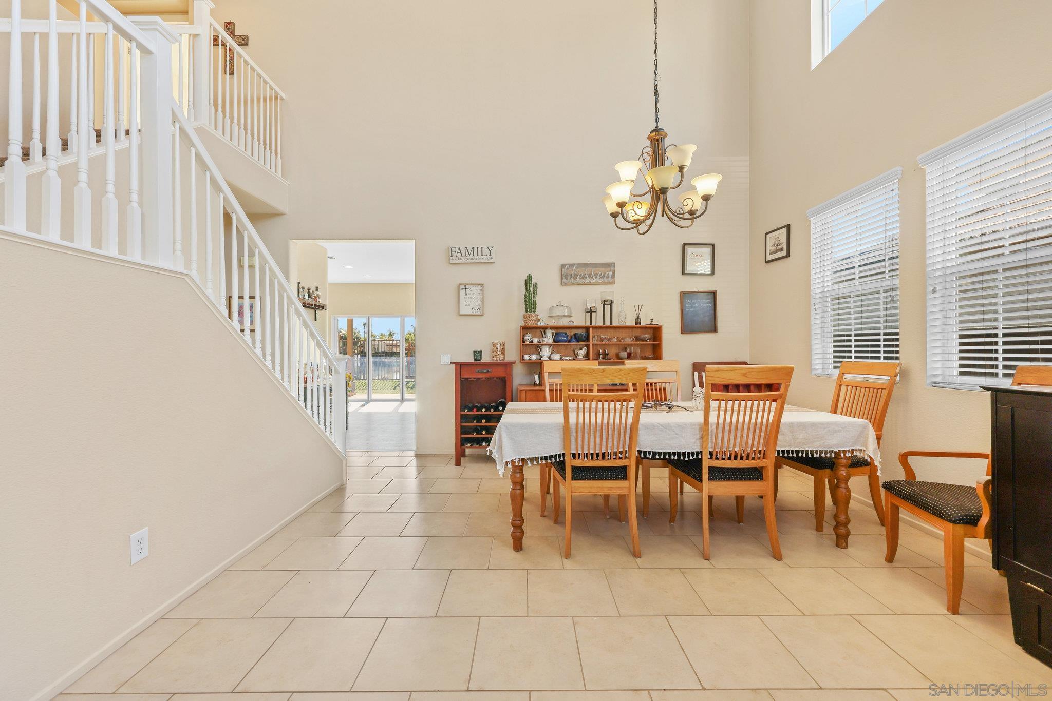Detail Gallery Image 15 of 47 For 29737  Northshore, Menifee,  CA 92584 - 4 Beds | 2/1 Baths