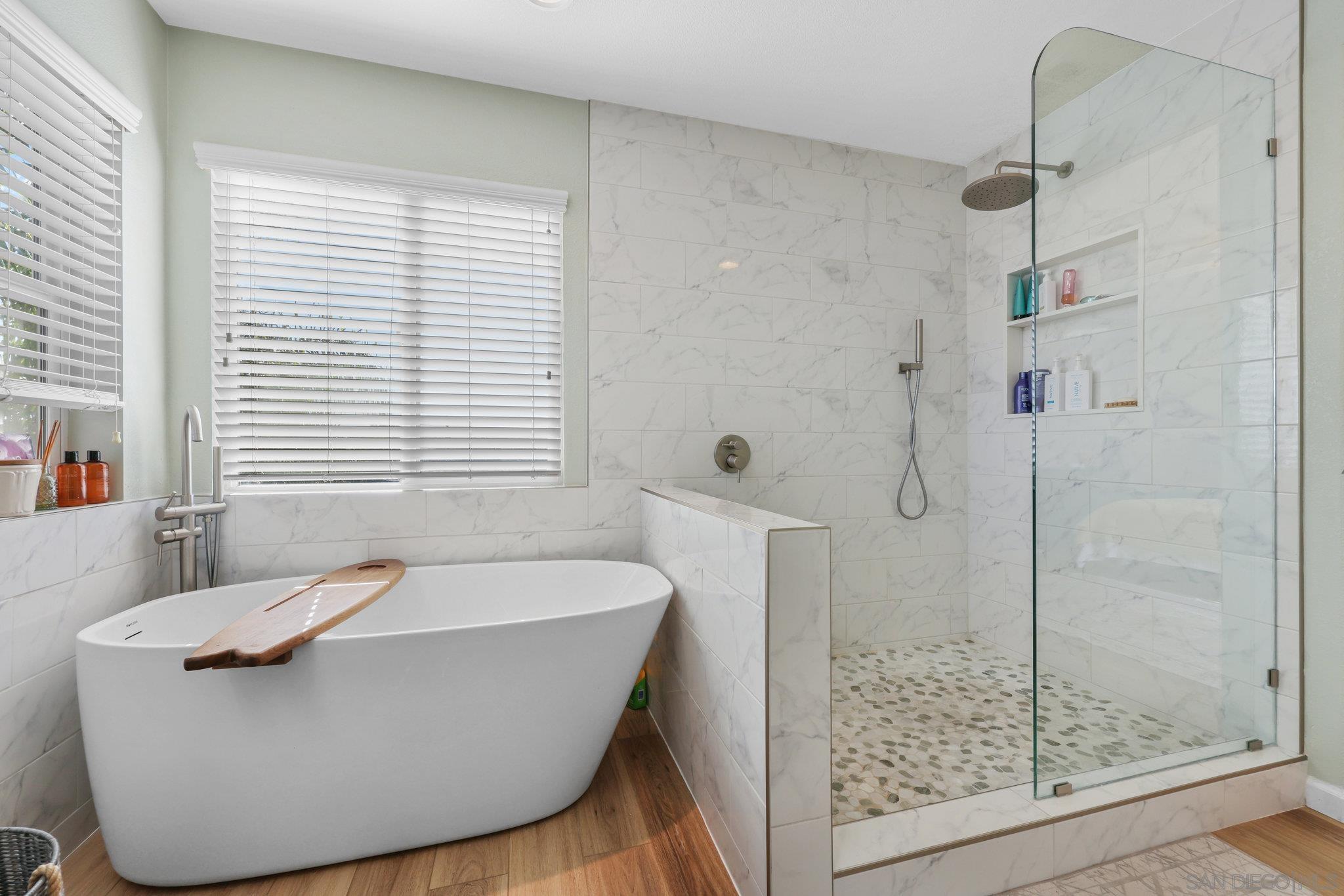 Detail Gallery Image 23 of 47 For 29737  Northshore, Menifee,  CA 92584 - 4 Beds | 2/1 Baths