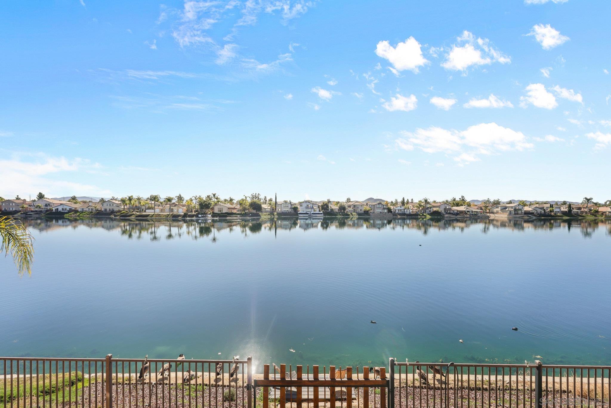 Detail Gallery Image 4 of 47 For 29737  Northshore, Menifee,  CA 92584 - 4 Beds | 2/1 Baths