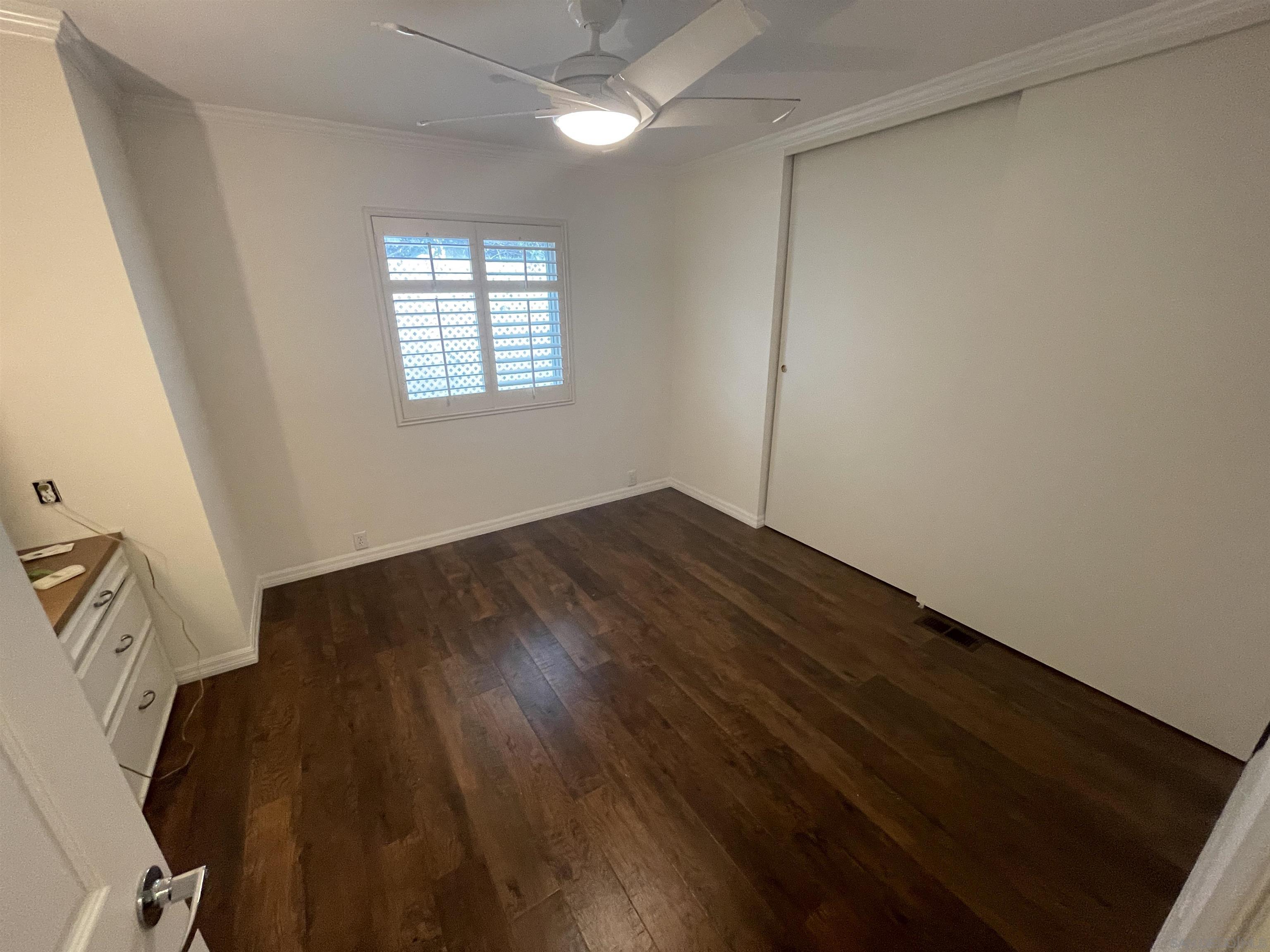 Detail Gallery Image 8 of 17 For 630  via Columbia, Vista,  CA 92081 - 2 Beds | 2 Baths