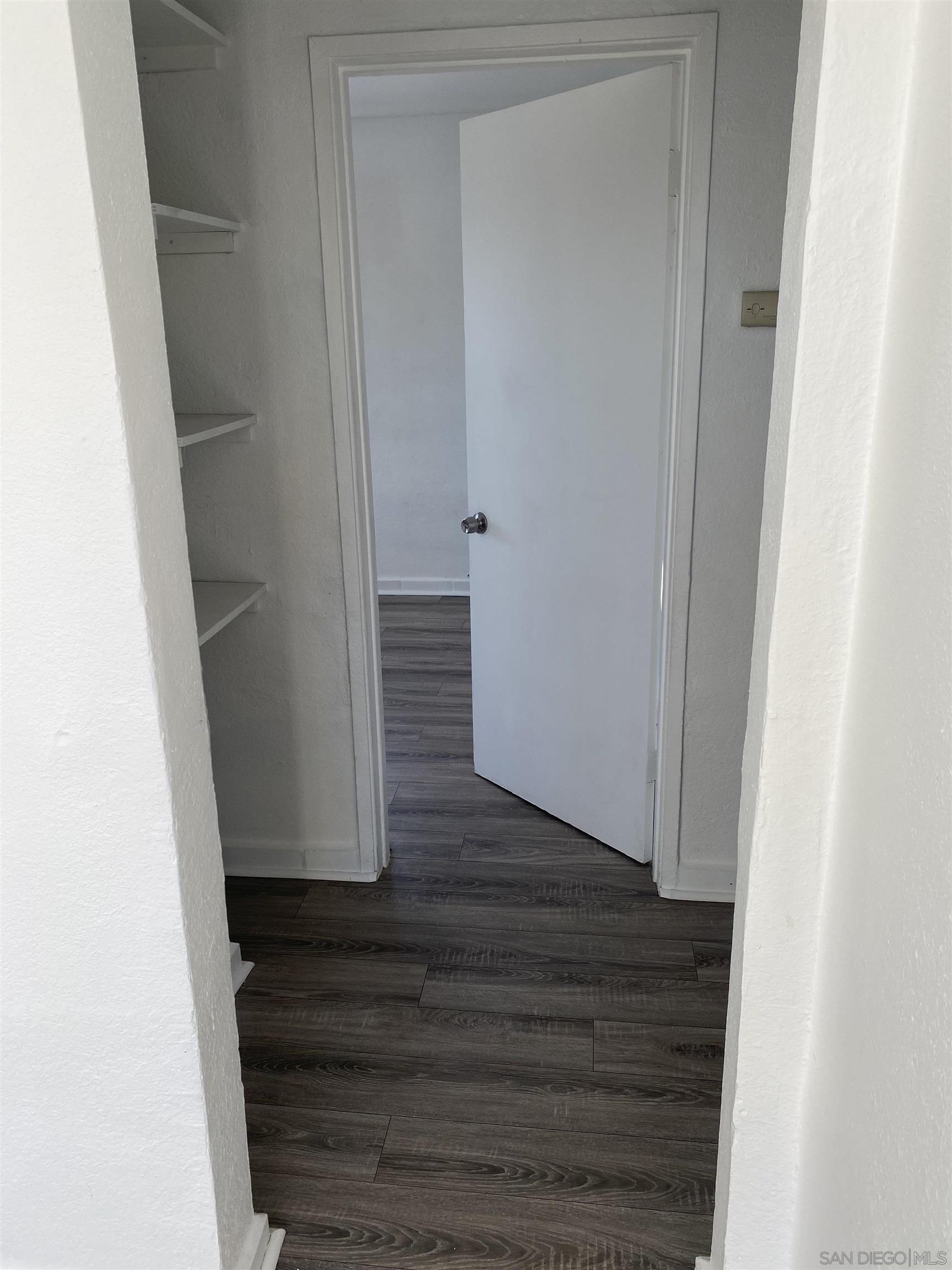 Detail Gallery Image 2 of 9 For 237 S 35th Street, San Diego,  CA 92113 - 2 Beds | 1 Baths