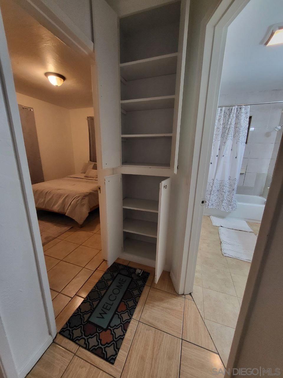 Front Image Thumbnail for SD250045517