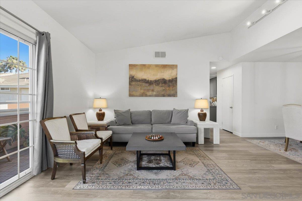 Detail Gallery Image 12 of 33 For 10180  Palm Glen Dr  #53,  Santee,  CA 92071 - 2 Beds | 2 Baths