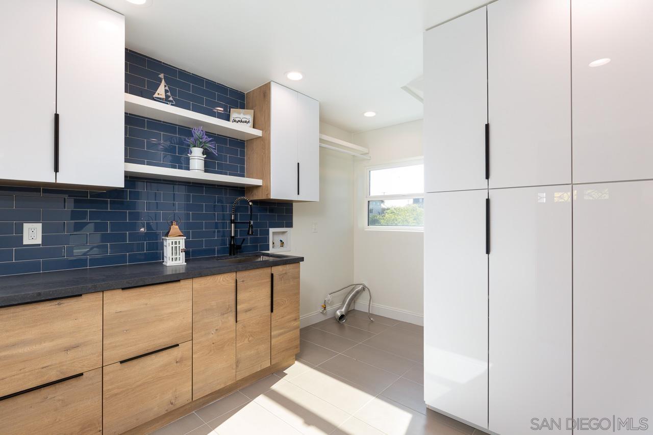 Detail Gallery Image 11 of 60 For 913  Johnson Ave, San Diego,  CA 92103 - 4 Beds | 5 Baths