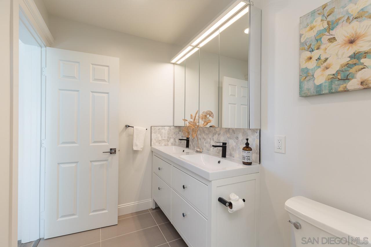 Detail Gallery Image 16 of 60 For 913  Johnson Ave, San Diego,  CA 92103 - 4 Beds | 5 Baths