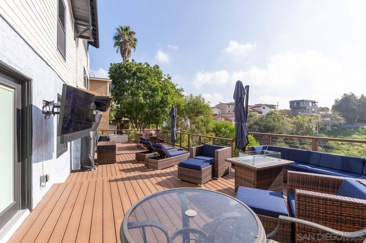 Detail Gallery Image 42 of 60 For 913  Johnson Ave, San Diego,  CA 92103 - 4 Beds | 5 Baths