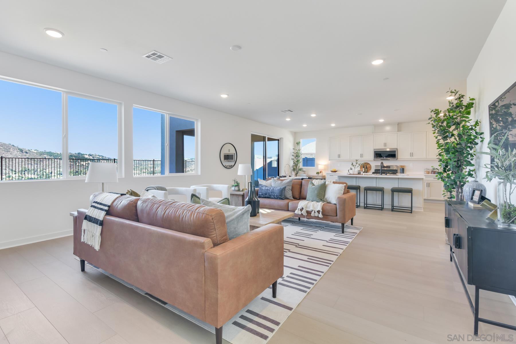 Detail Gallery Image 12 of 24 For 650  Meadowood St Lot 395, Fallbrook,  CA 92028 - 4 Beds | 3 Baths