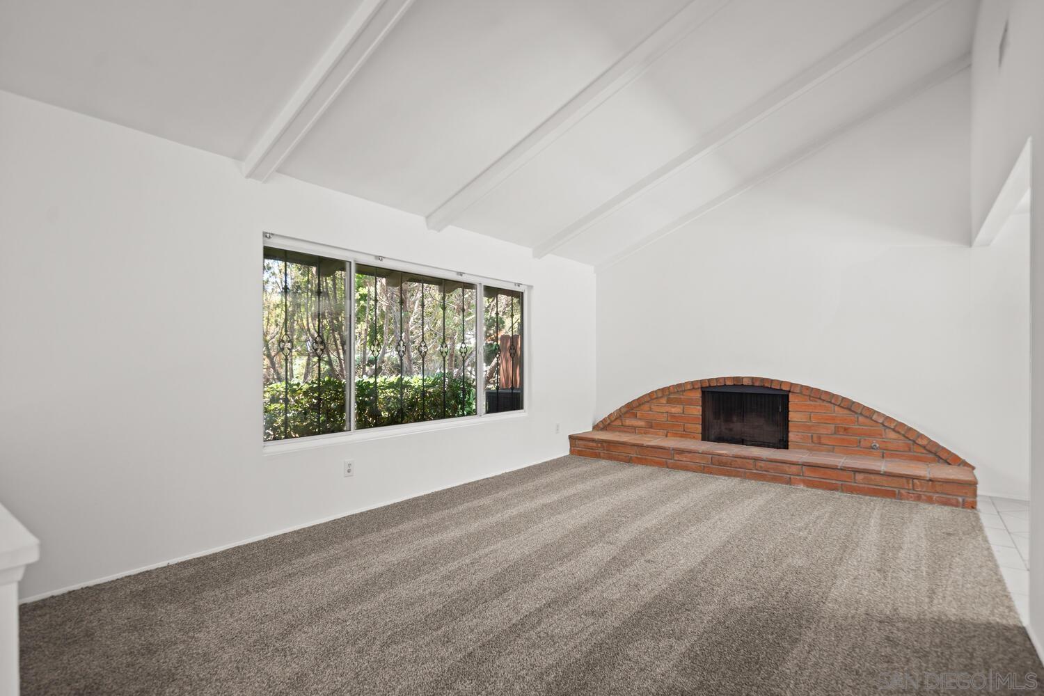 Detail Gallery Image 2 of 55 For 4135  Huerfano Ave, San Diego,  CA 92117 - 4 Beds | 2/1 Baths