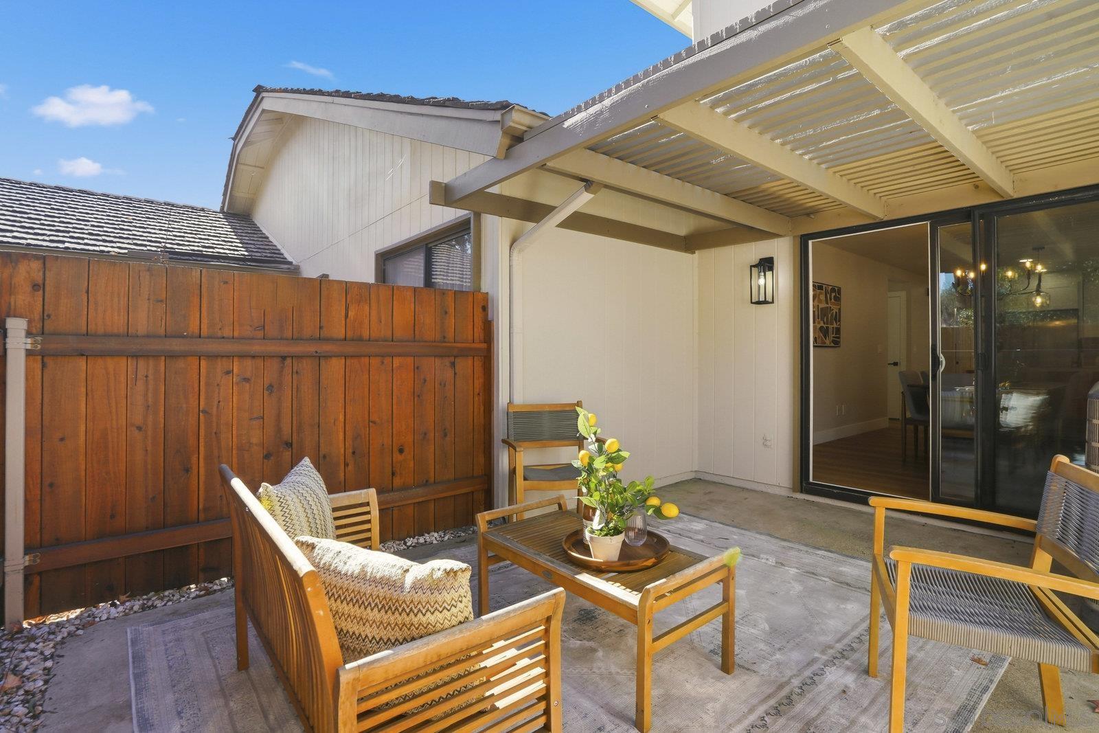 Detail Gallery Image 12 of 36 For 9859  Guisante Ter, San Diego,  CA 92124 - 4 Beds | 2/1 Baths