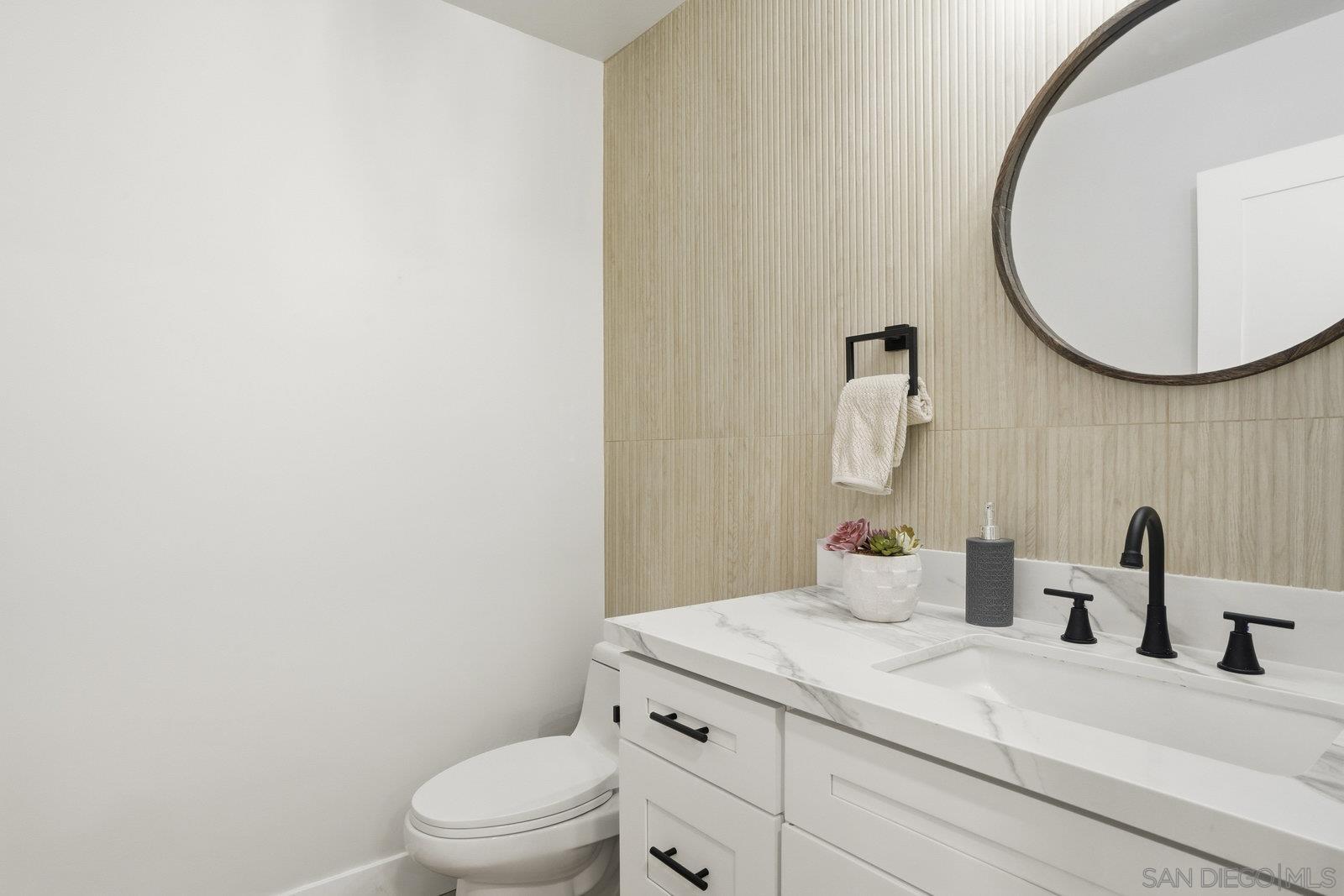 Detail Gallery Image 13 of 36 For 9859  Guisante Ter, San Diego,  CA 92124 - 4 Beds | 2/1 Baths