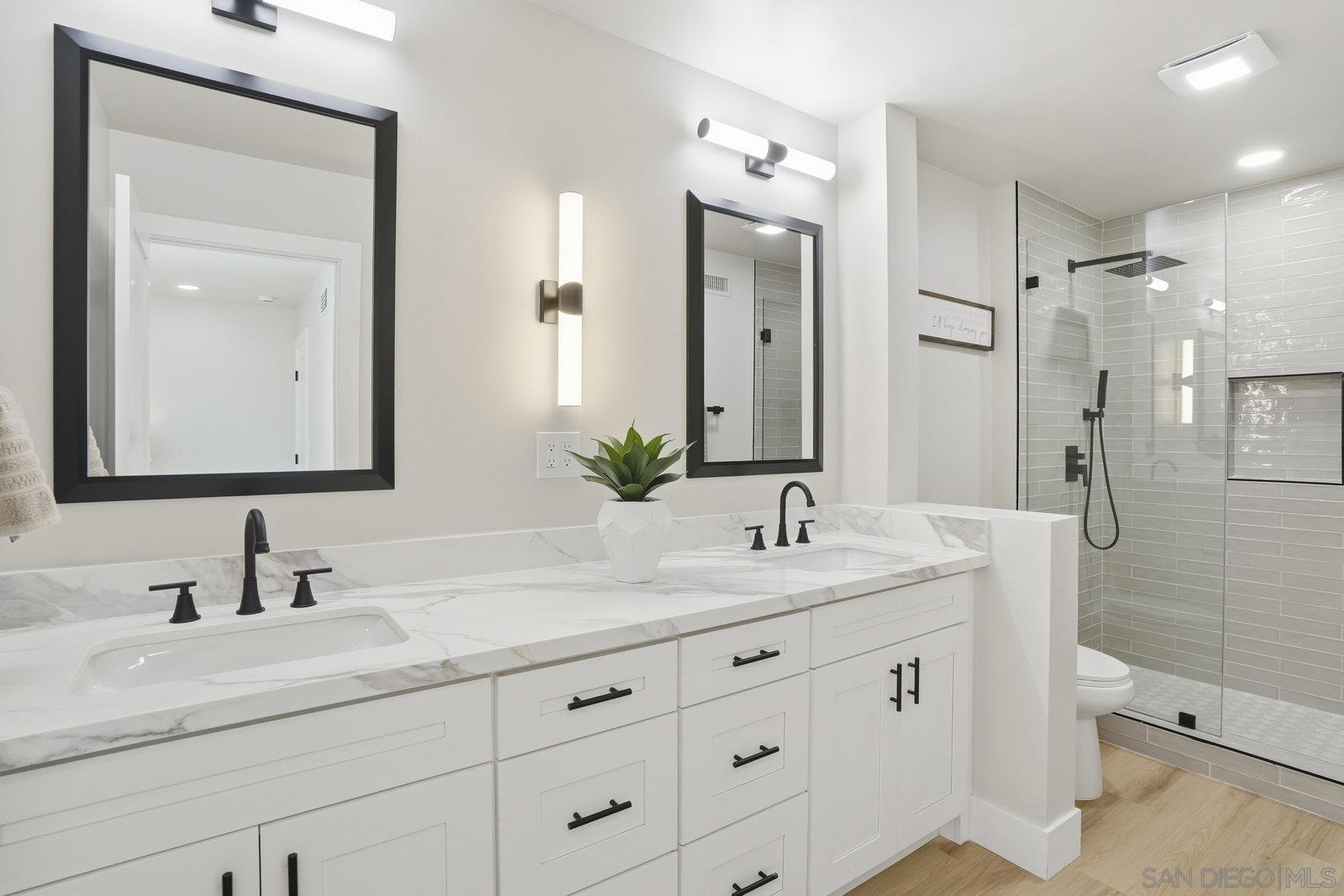 Detail Gallery Image 18 of 36 For 9859  Guisante Ter, San Diego,  CA 92124 - 4 Beds | 2/1 Baths