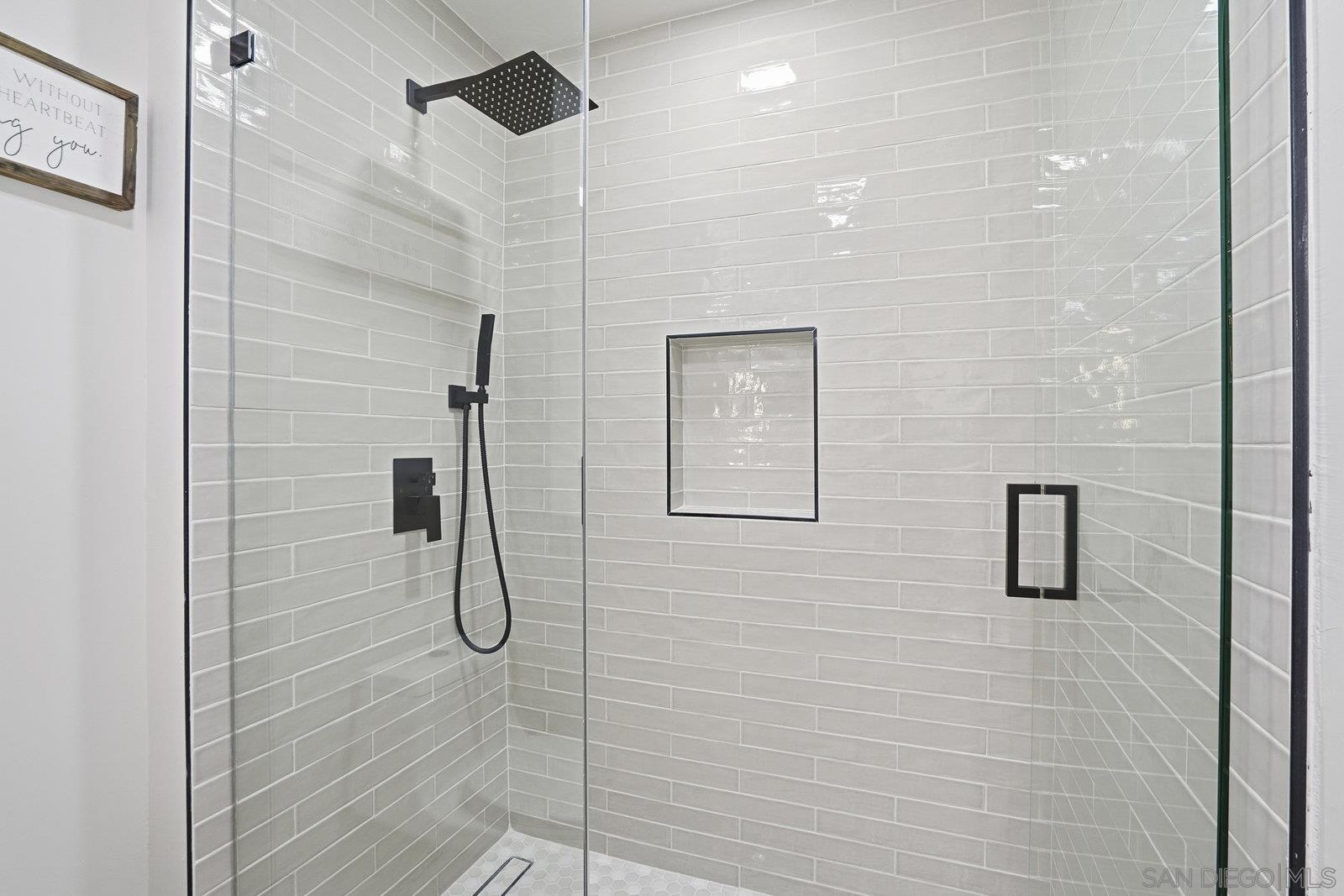 Detail Gallery Image 19 of 36 For 9859  Guisante Ter, San Diego,  CA 92124 - 4 Beds | 2/1 Baths