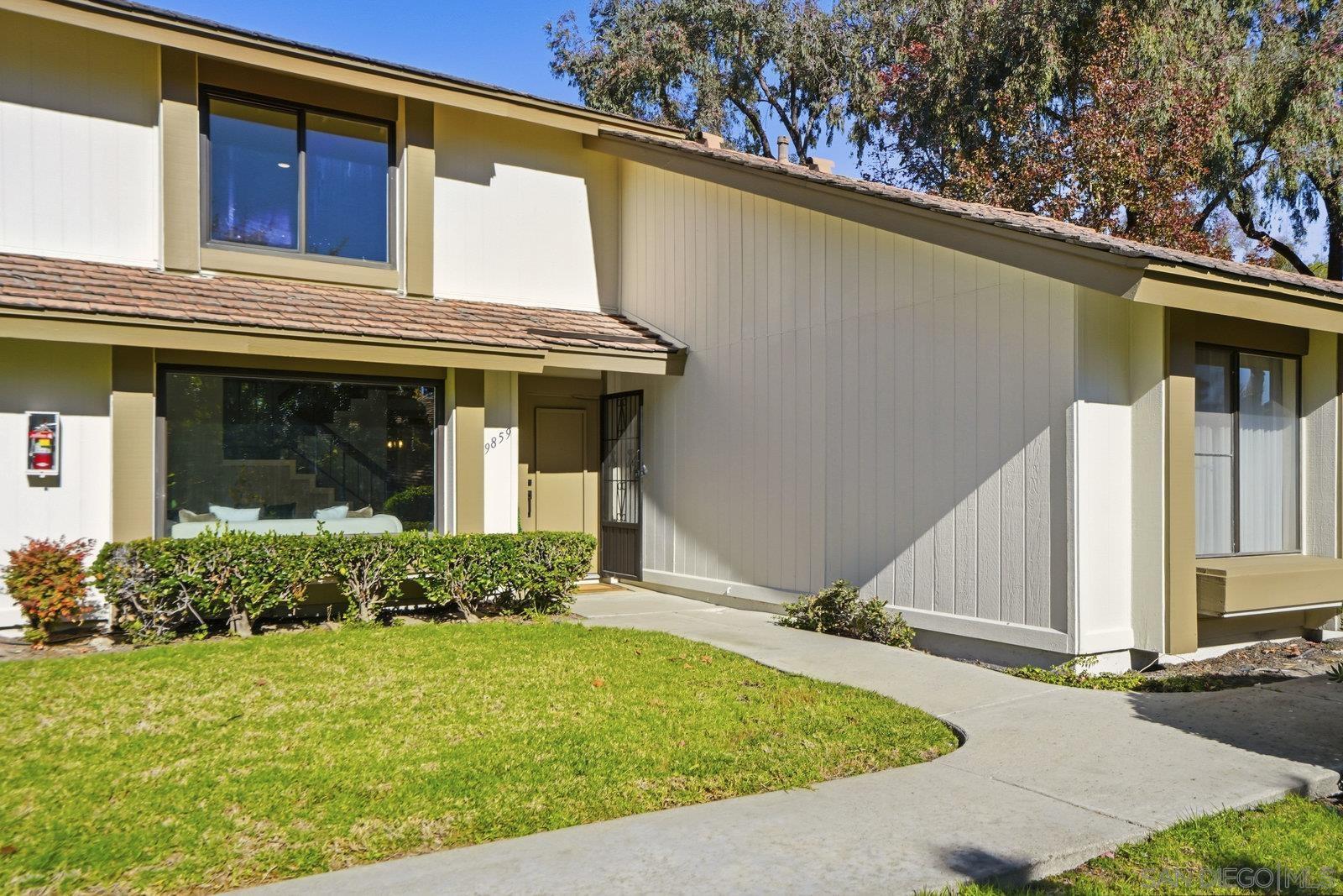 Detail Gallery Image 32 of 36 For 9859  Guisante Ter, San Diego,  CA 92124 - 4 Beds | 2/1 Baths