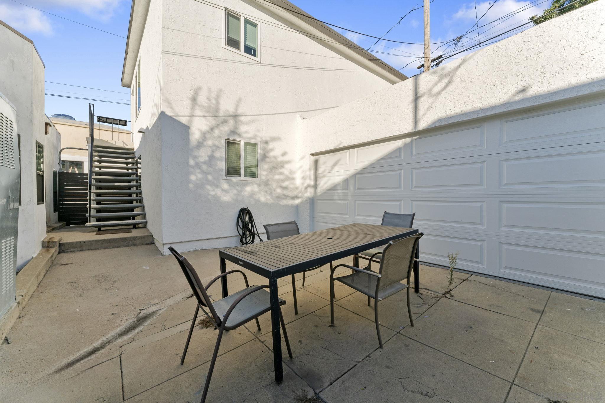 Detail Gallery Image 3 of 33 For 4673  Terrace Dr  Unit B, San Diego,  CA 92116 - 1 Beds | 1/1 Baths