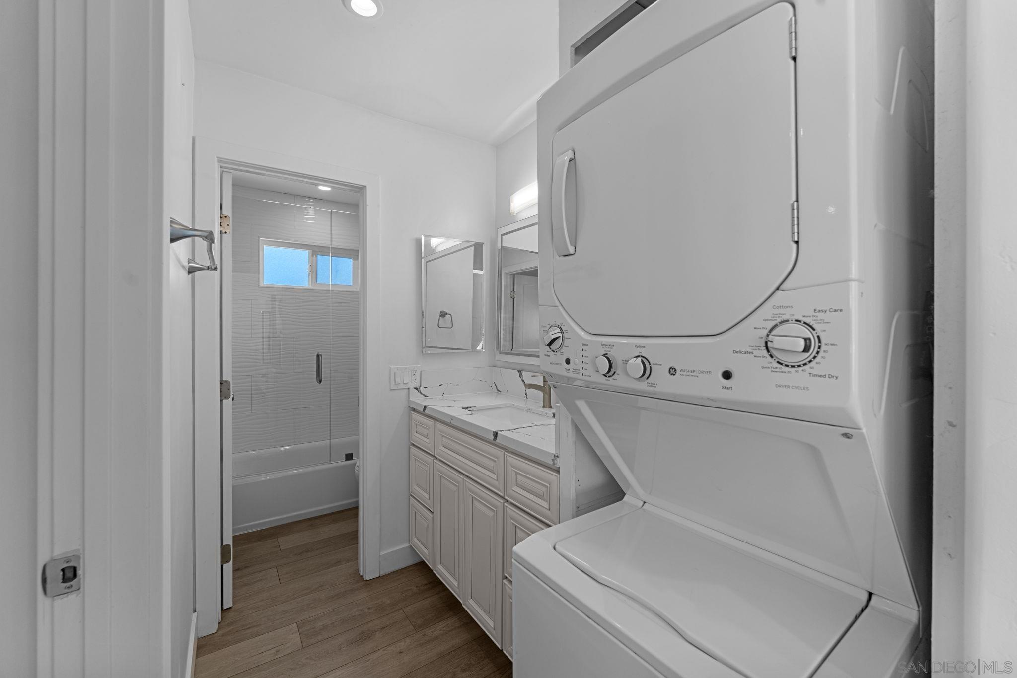 Detail Gallery Image 26 of 33 For 4673  Terrace Dr  Unit B, San Diego,  CA 92116 - 1 Beds | 1/1 Baths