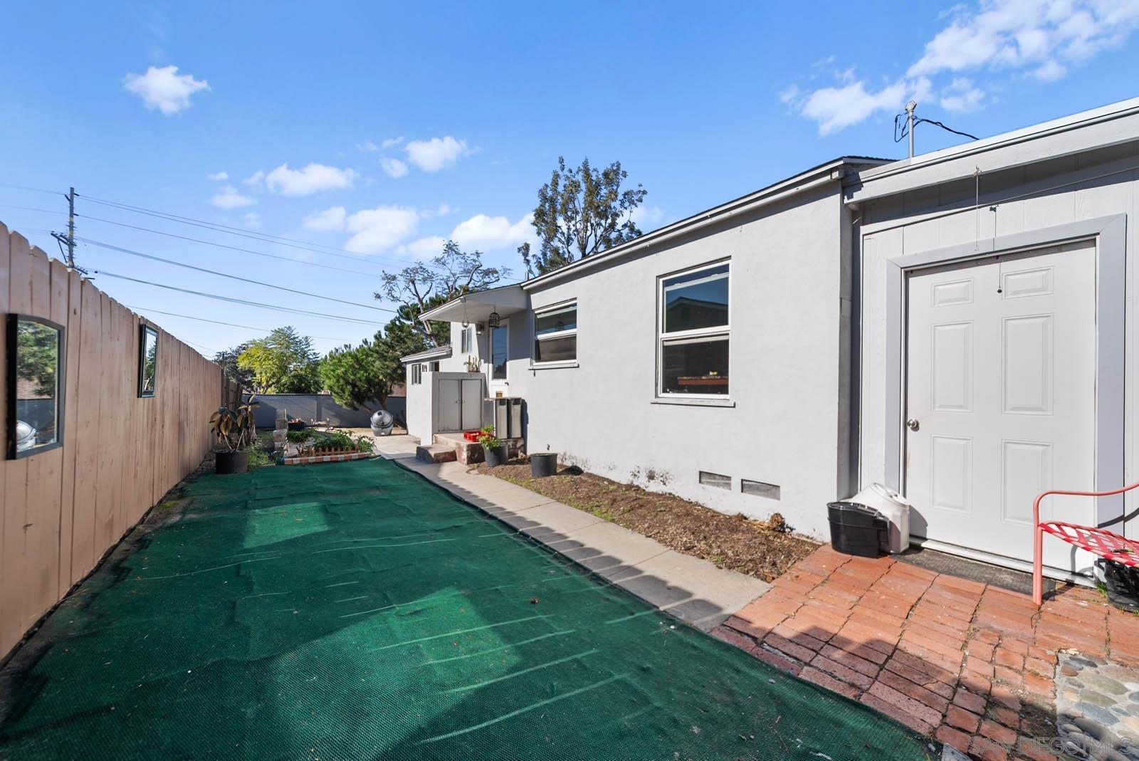 Detail Gallery Image 16 of 22 For 1760  Olive Ave, Vista,  CA 92083 - 2 Beds | 1 Baths