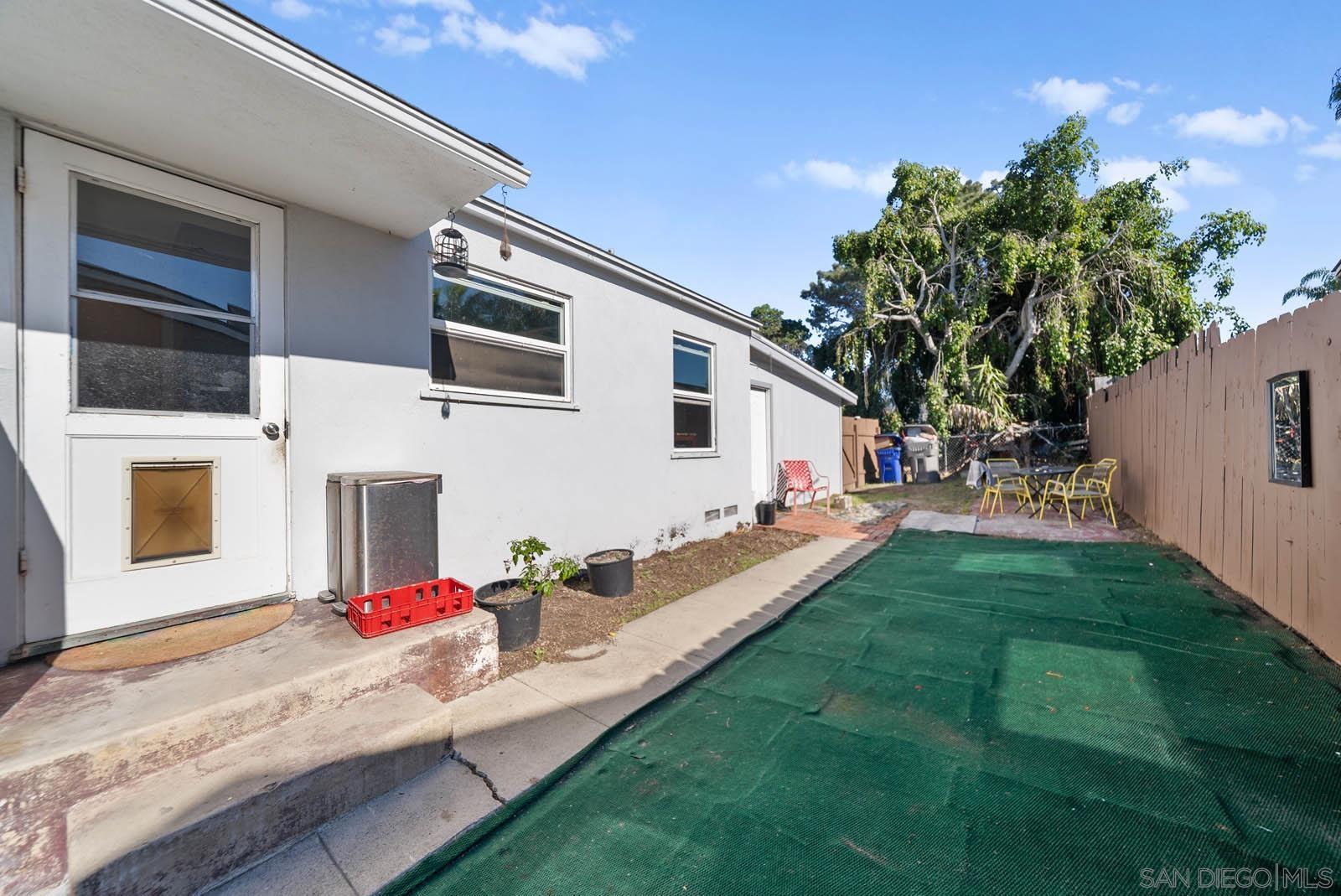 Detail Gallery Image 17 of 22 For 1760  Olive Ave, Vista,  CA 92083 - 2 Beds | 1 Baths