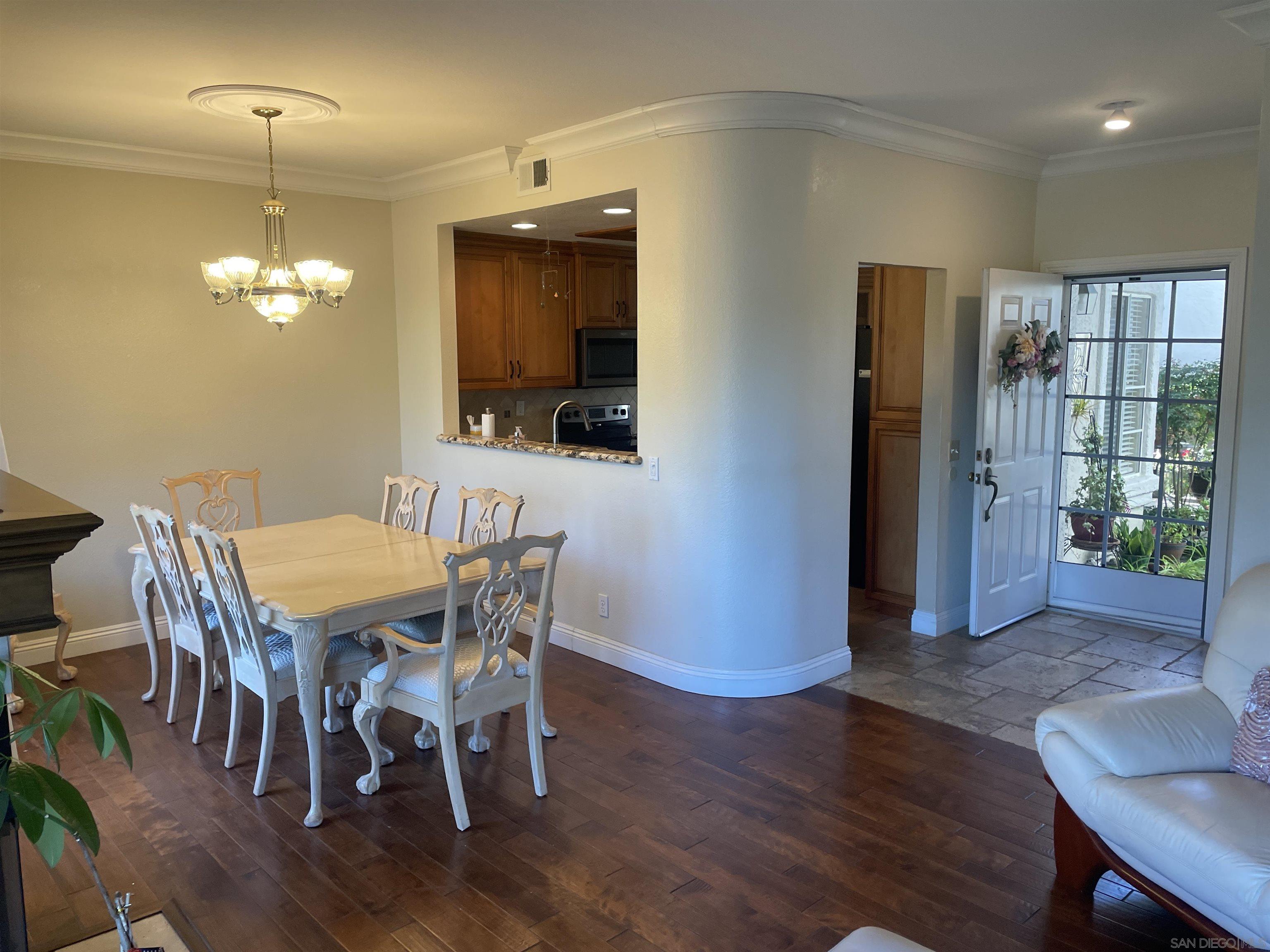 Detail Gallery Image 7 of 26 For 1680  via Caminar, San Marcos,  CA 92078 - 2 Beds | 2 Baths