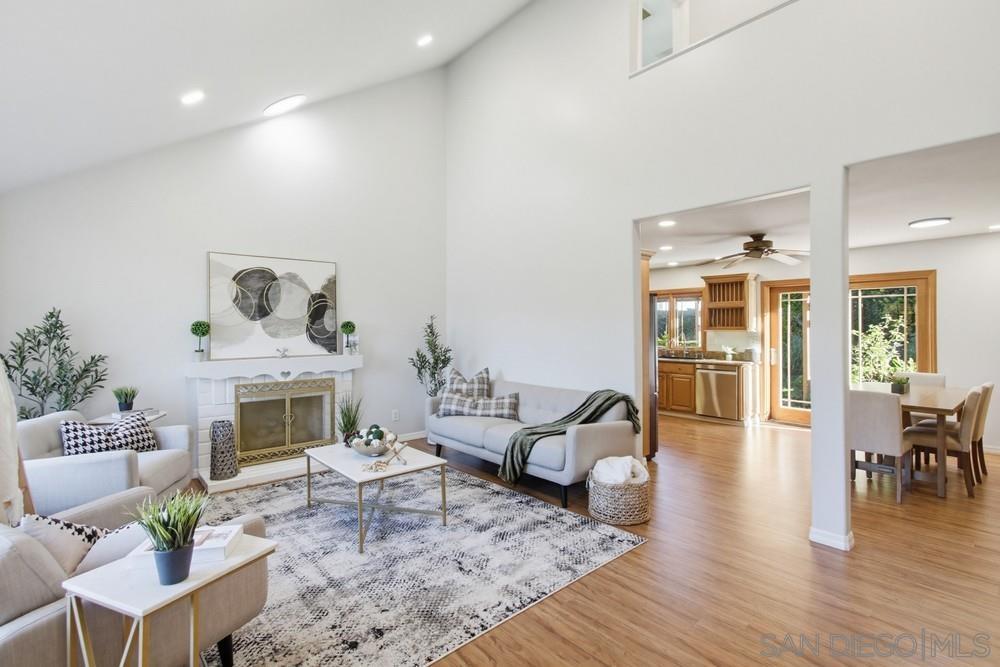 Detail Gallery Image 4 of 50 For 11385  Paseo Albacete, San Diego,  CA 92129 - 5 Beds | 2 Baths