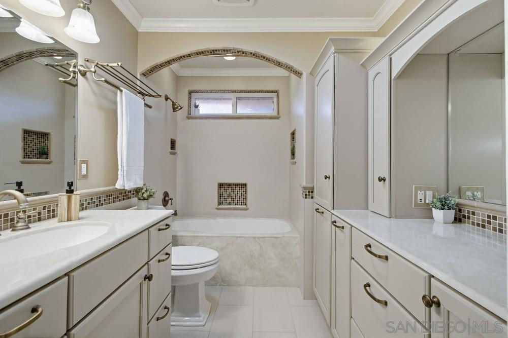 Detail Gallery Image 29 of 50 For 11385  Paseo Albacete, San Diego,  CA 92129 - 5 Beds | 2 Baths