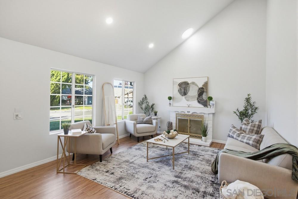 Detail Gallery Image 5 of 50 For 11385  Paseo Albacete, San Diego,  CA 92129 - 5 Beds | 2 Baths