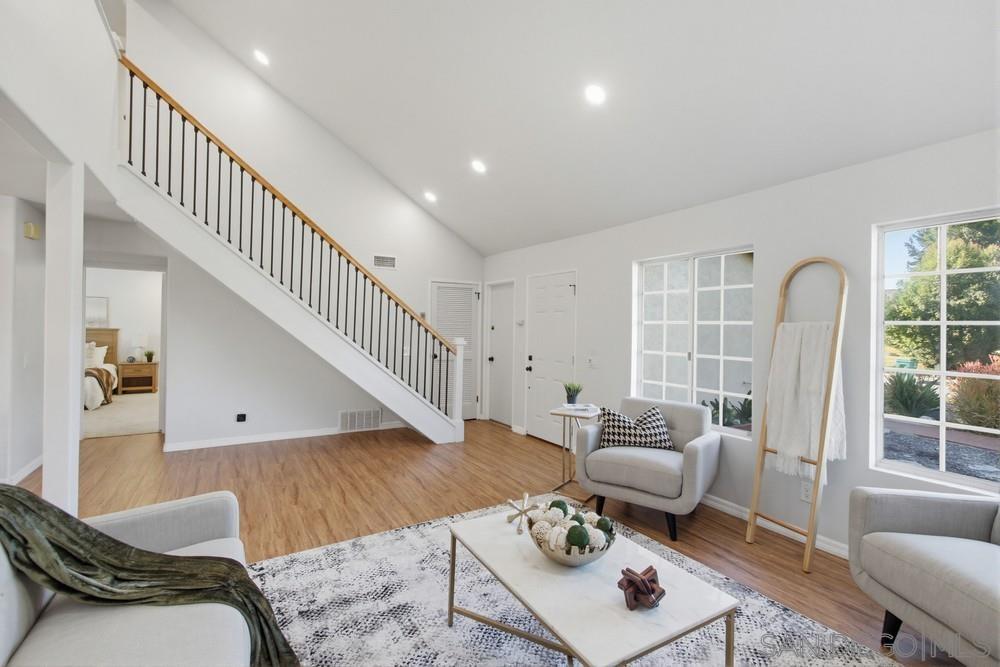 Detail Gallery Image 6 of 50 For 11385  Paseo Albacete, San Diego,  CA 92129 - 5 Beds | 2 Baths